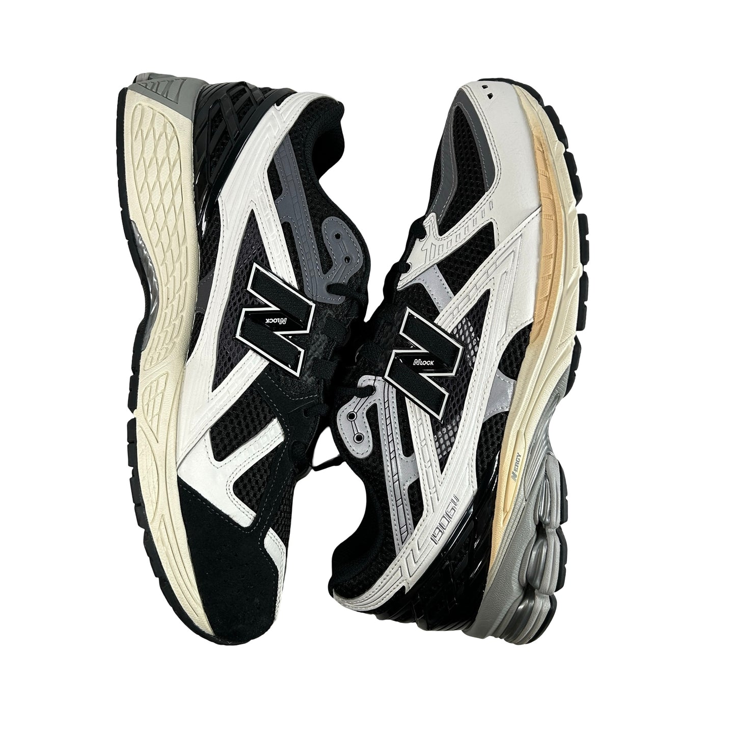 U1906NC New Balance 1906U Black Sea Salt Magnet [USED] - 11 M (VNDS)