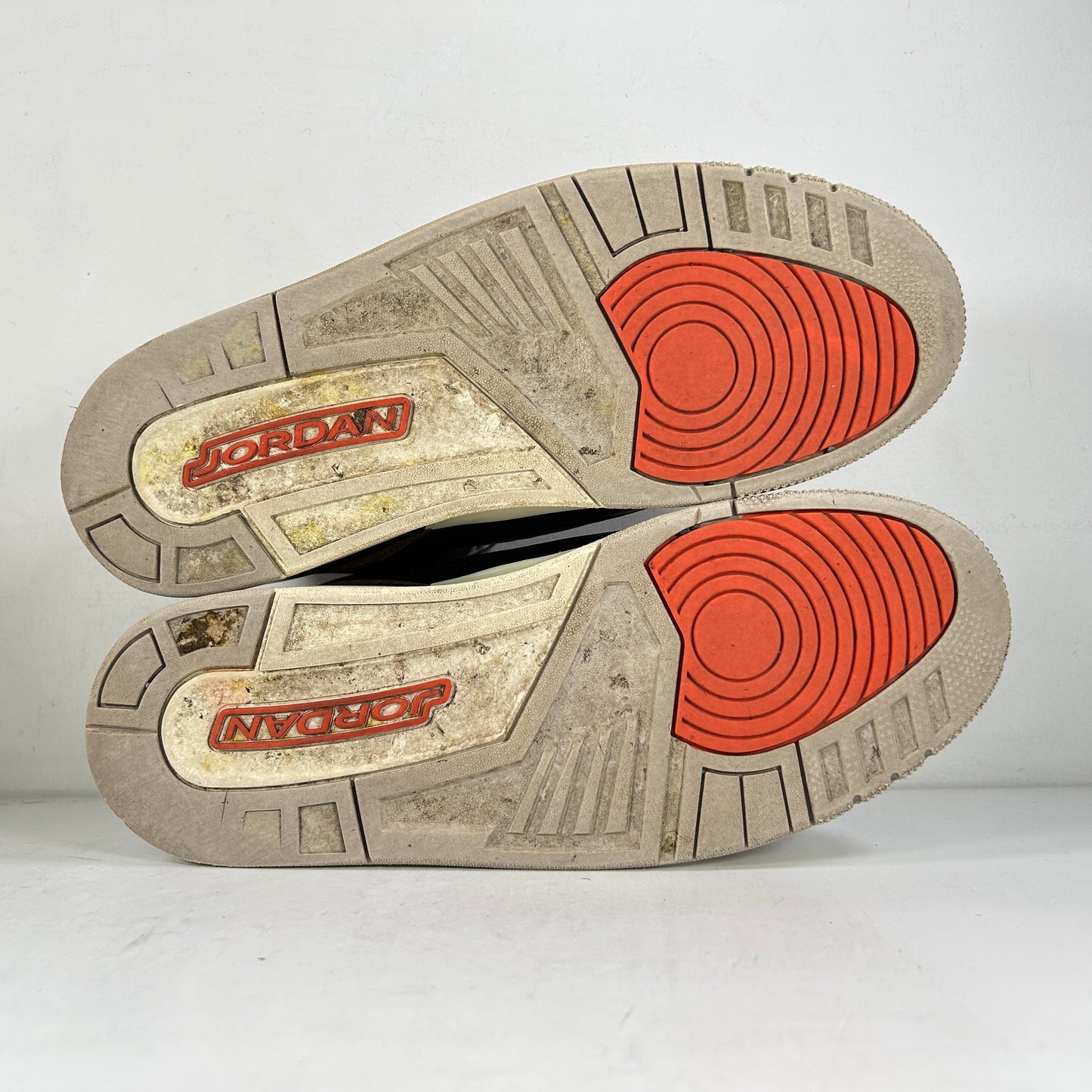 CT8532 008 Jordan 3 Retro Desert Elephant [USED] - 13 M (Used)