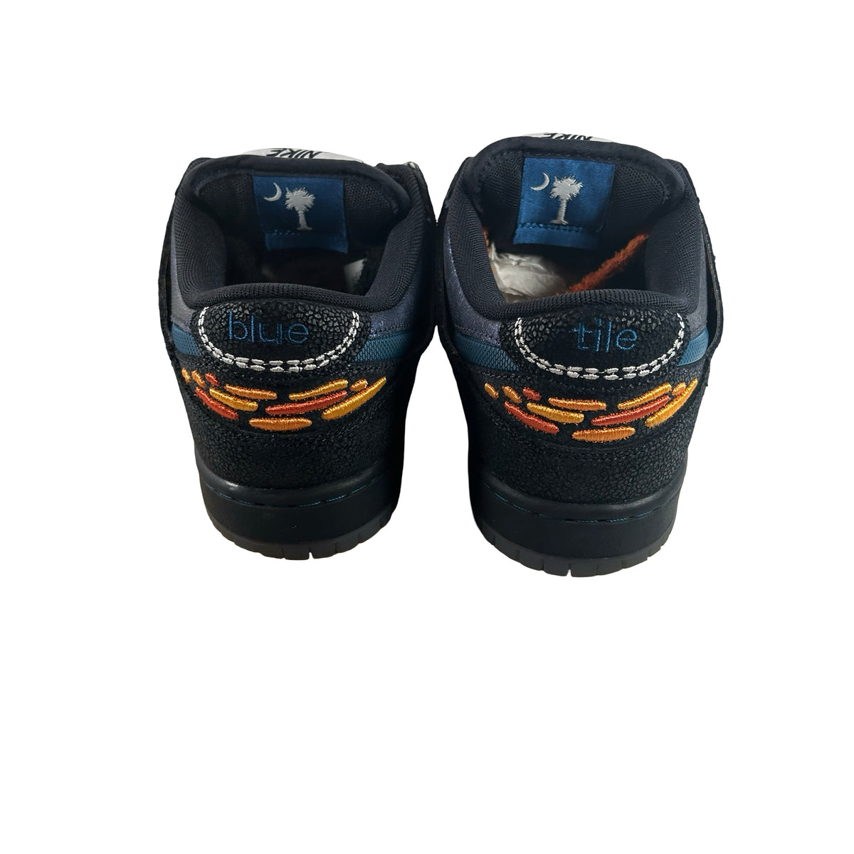 IQ1323 001 Nike SB Dunk Low Pro Bluetile Skateboards [USED] - 8 M (Used)