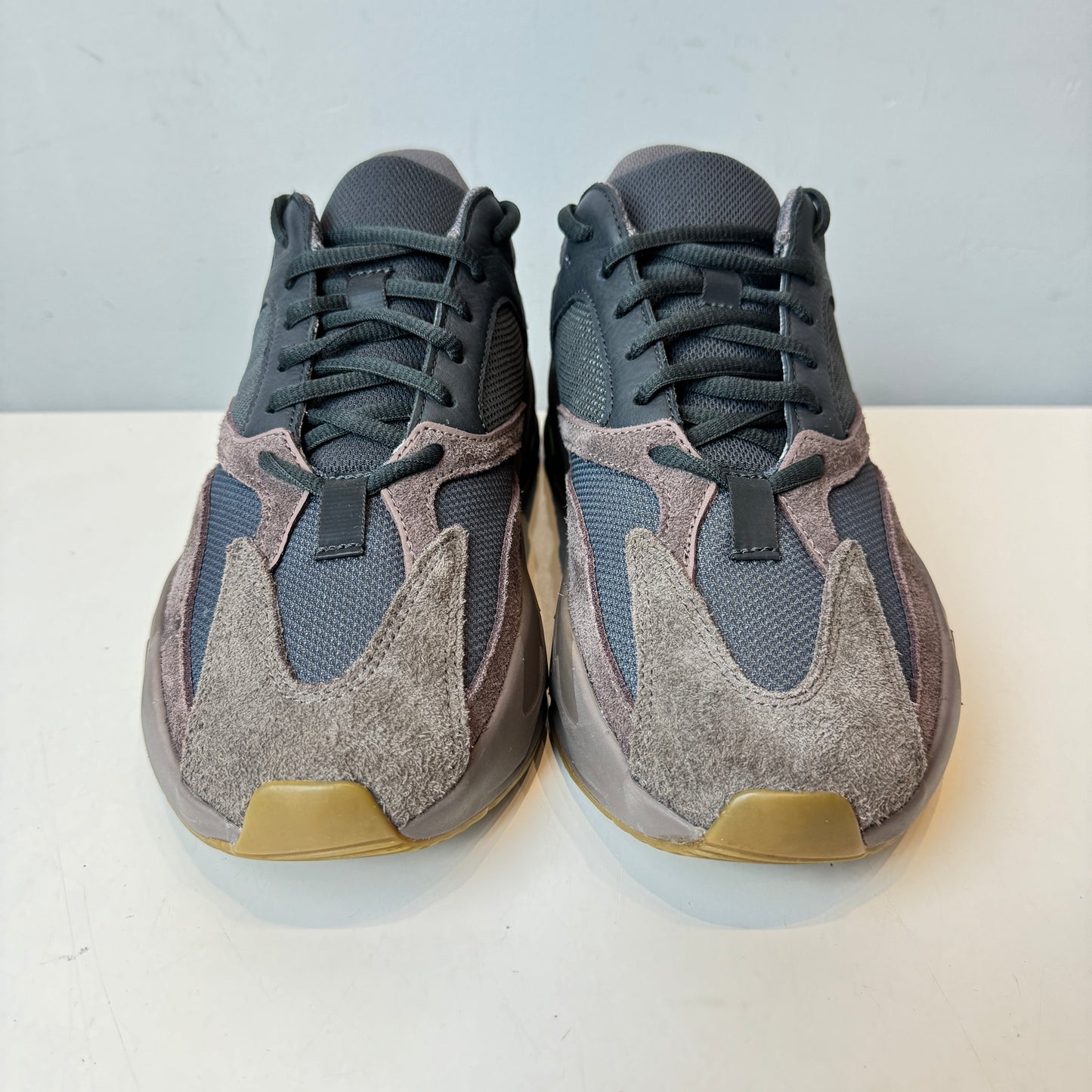 EE9614 Yeezy Boost 700 Mauve [USED] - 8.5 M (Used)
