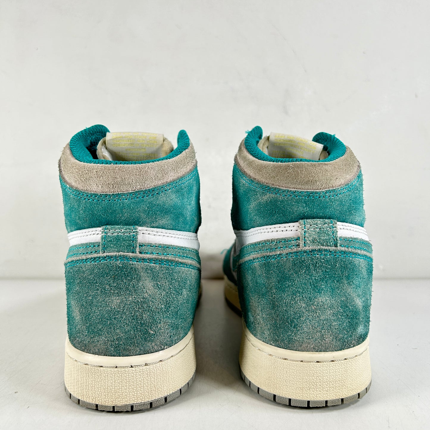 575441 311 Jordan 1 Retro High Turbo Green (GS) [USED] - 7 Y (Used)