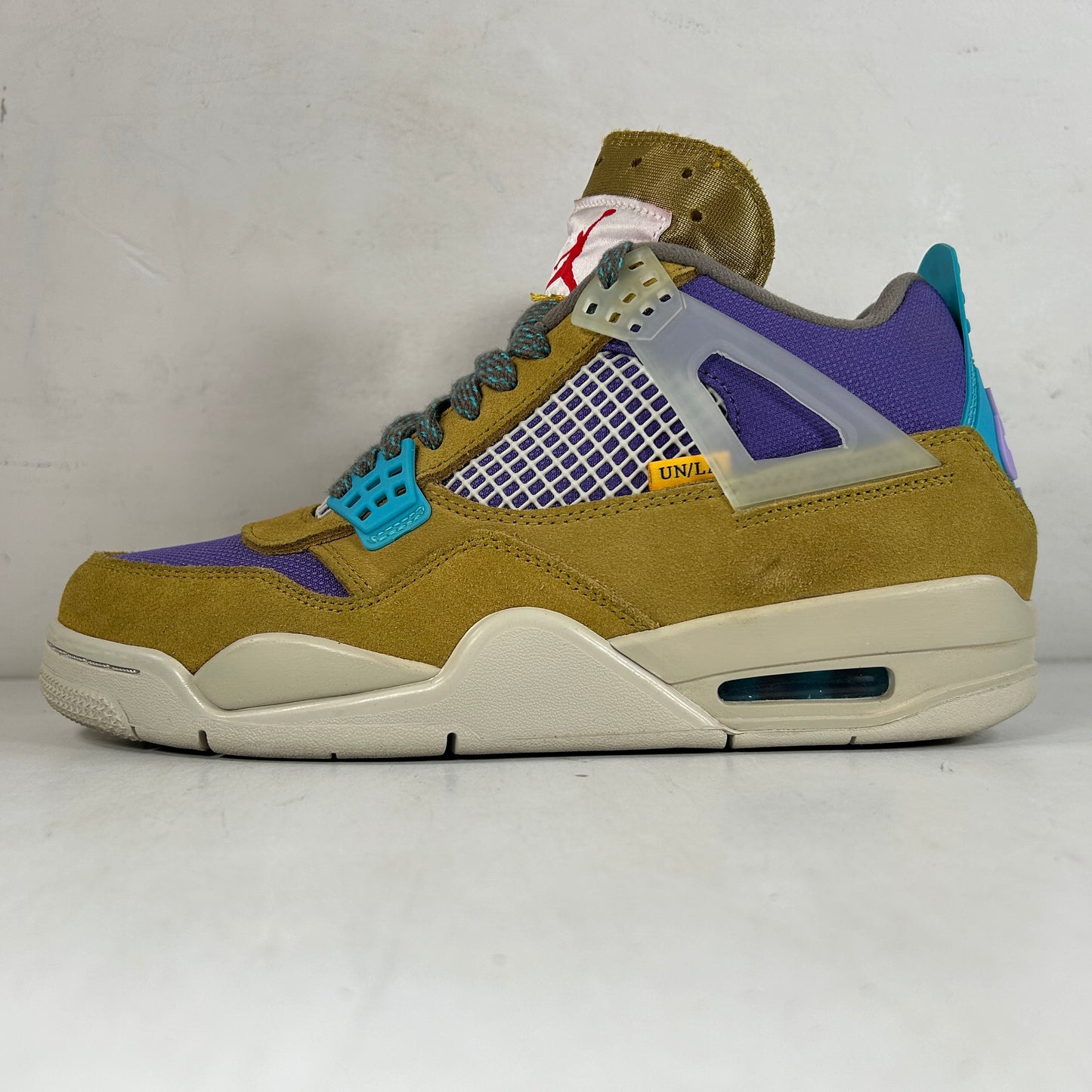 DJ5718 300 Jordan 4 Union Desert Moss [USED] - 8.5 M (VNDS)