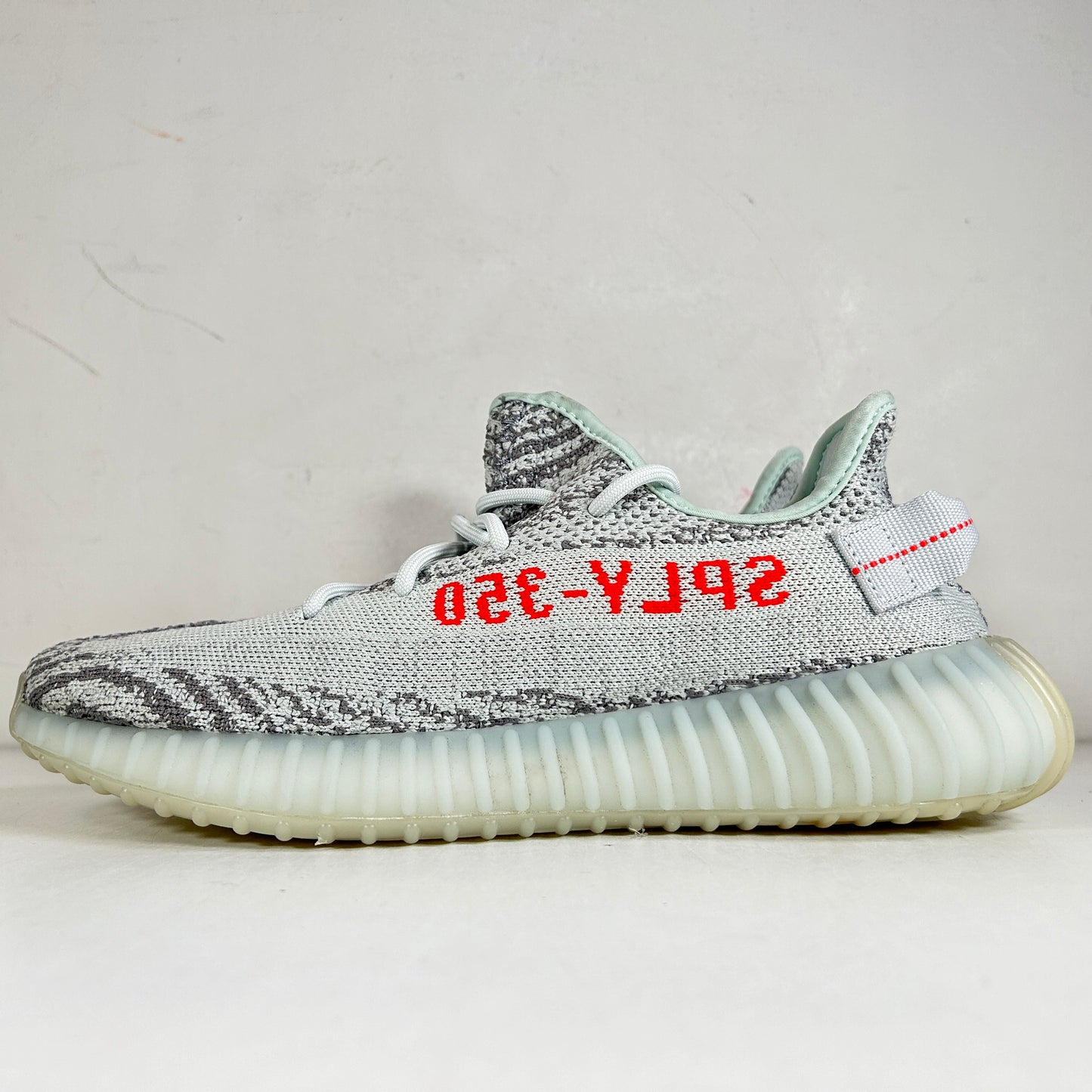 B37571 adidas Yeezy Boost 350 V2 Blue Tint (2017/2023) [USED] - 9 M (VNDS)