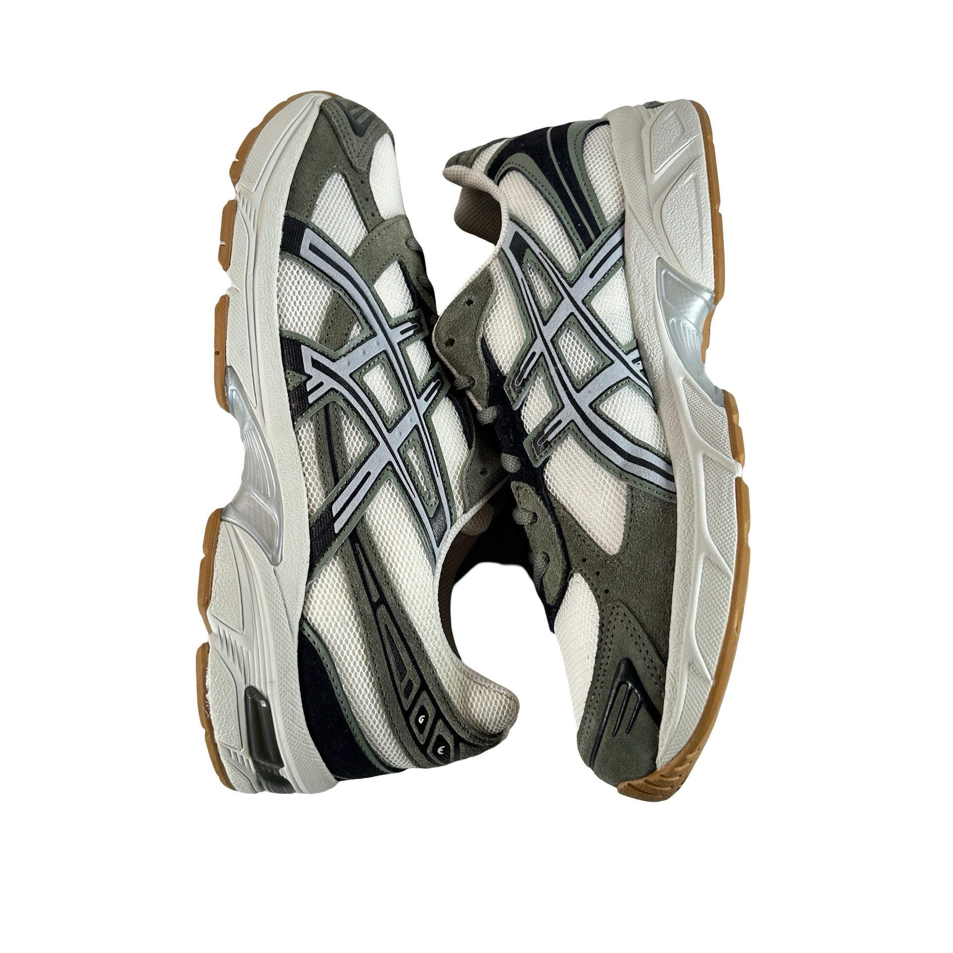 1201A255 202 ASICS Gel-1130 Pale Oak Mantle Green [USED] - 9.5 M