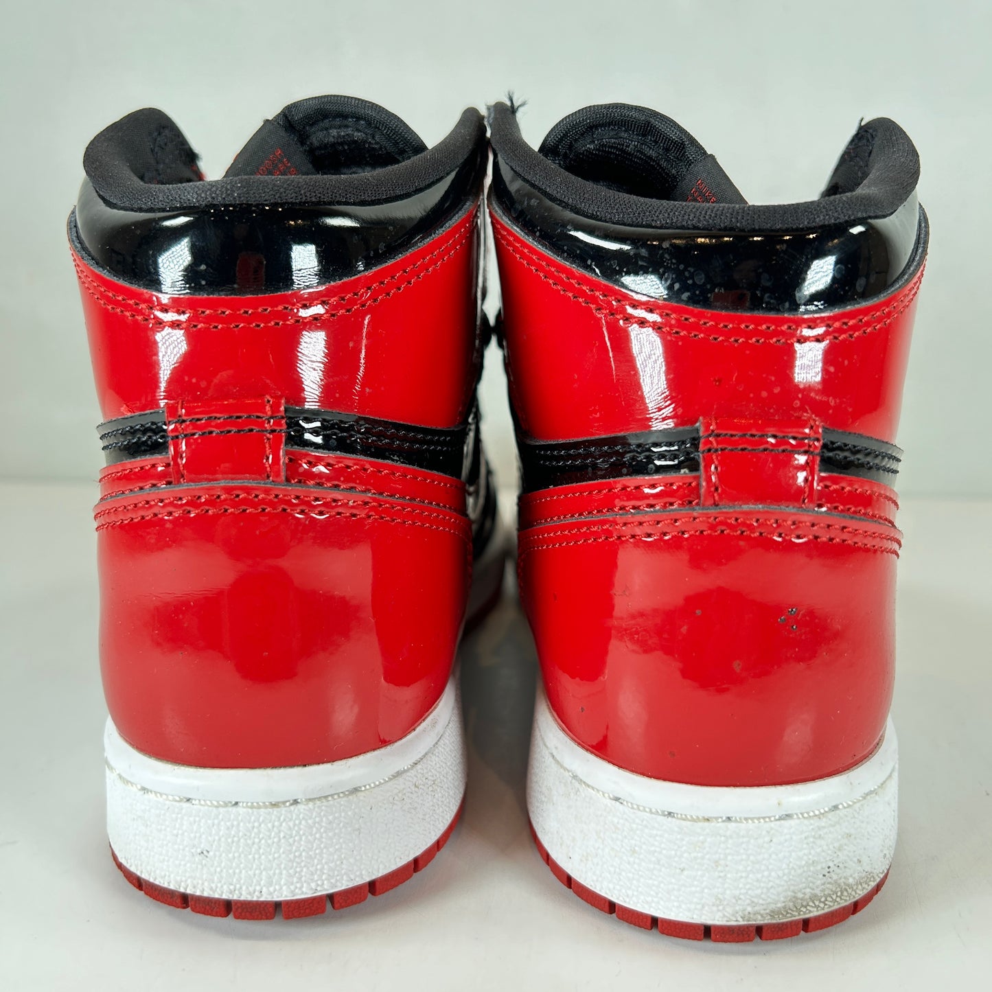 575441 063 Jordan 1 Retro High OG Patent Bred (GS) [USED] - 4.5 Y (Used2)