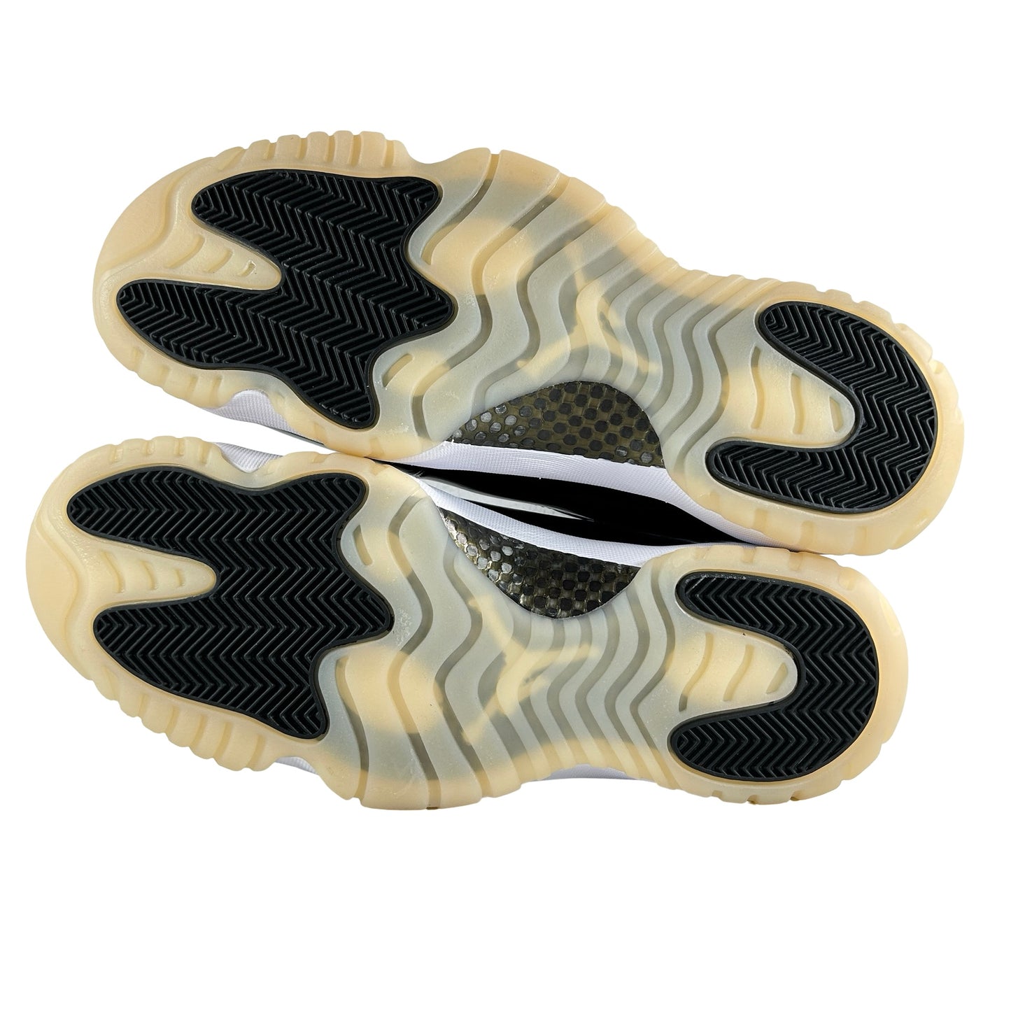 CT8012 170 Jordan 11 Retro DMP Defining Moments (2023) [CONDITIONAL] - 13 M (Yellowing)