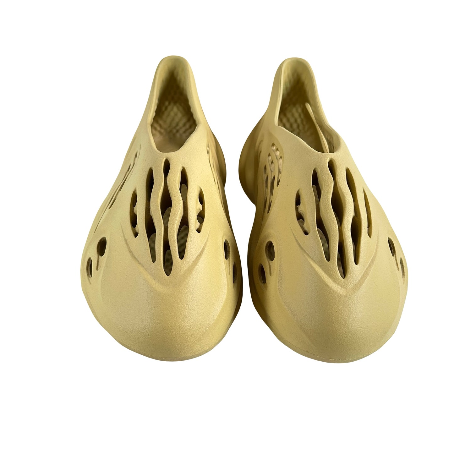 GV6775 Adidas Yeezy Foam RNNR Sulfur [USED] - 9 M (VNDS)