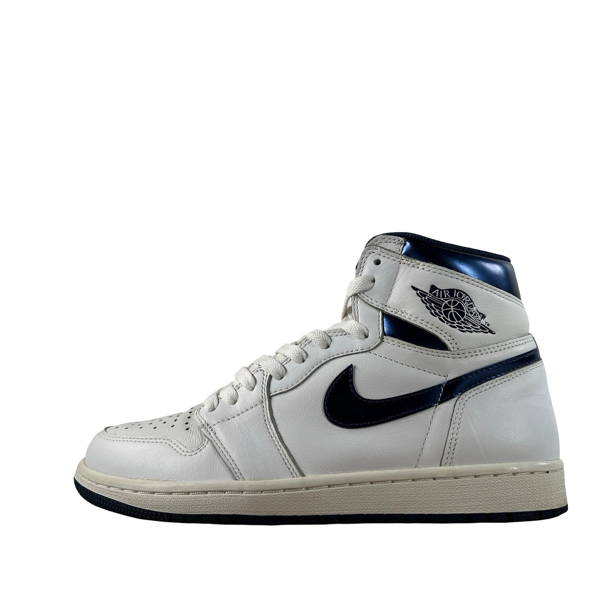555088 106 Air Jordan 1 Retro High OG Metallic Navy 2016 [USED] - 8 M (Used)