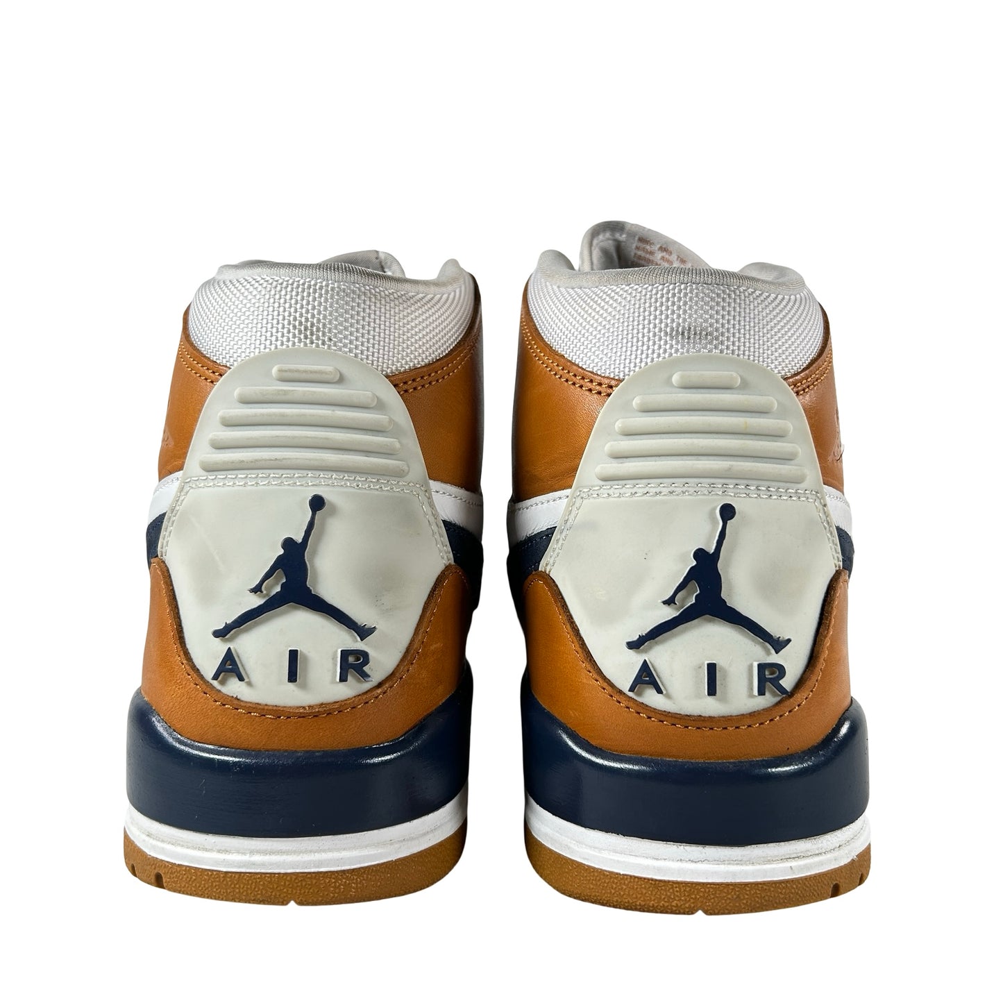 AQ4160 140 Jordan Legacy 312 Trainer 3 Medicine Ball [USED] - 10 M (Used)