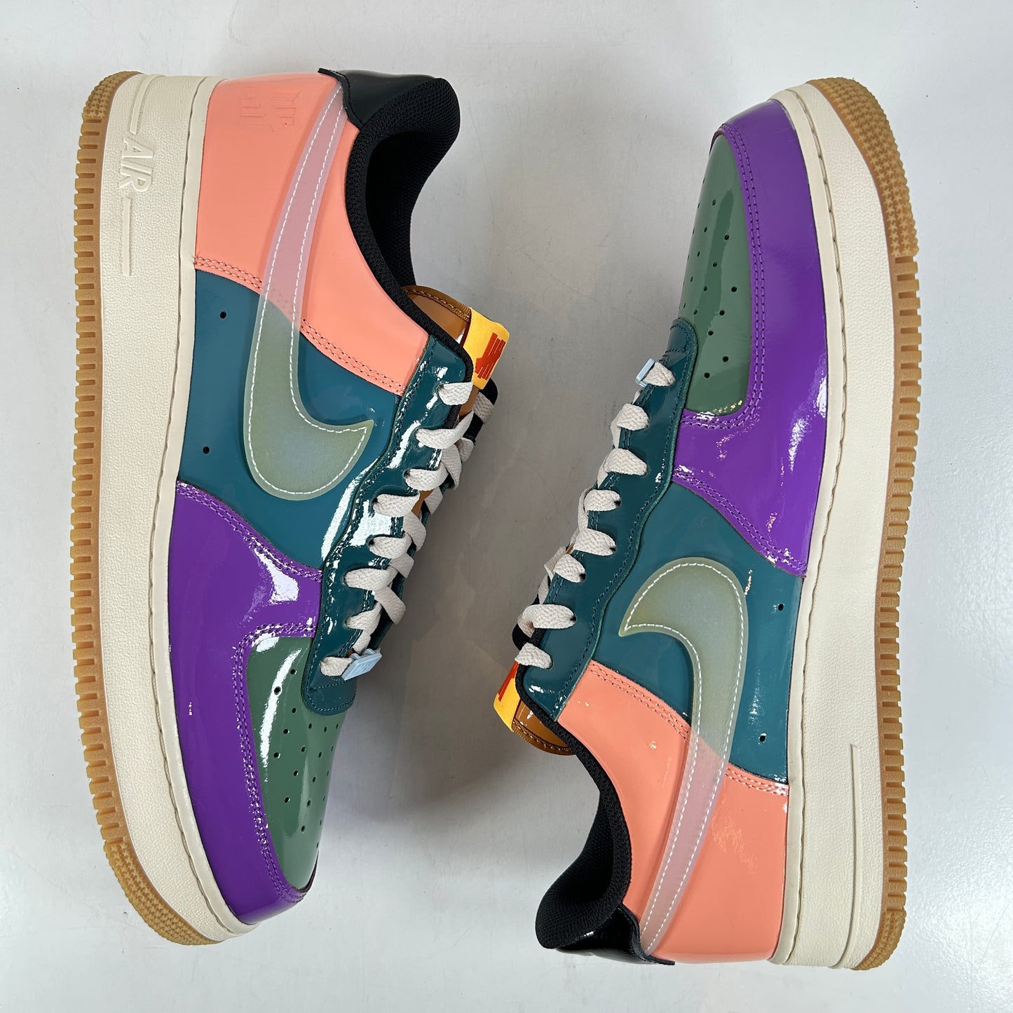 DV5255 500 Nike Air Force 1 Low SP Undefeated Multi-Patent Wild Berry [USED] - 13 M (Used)