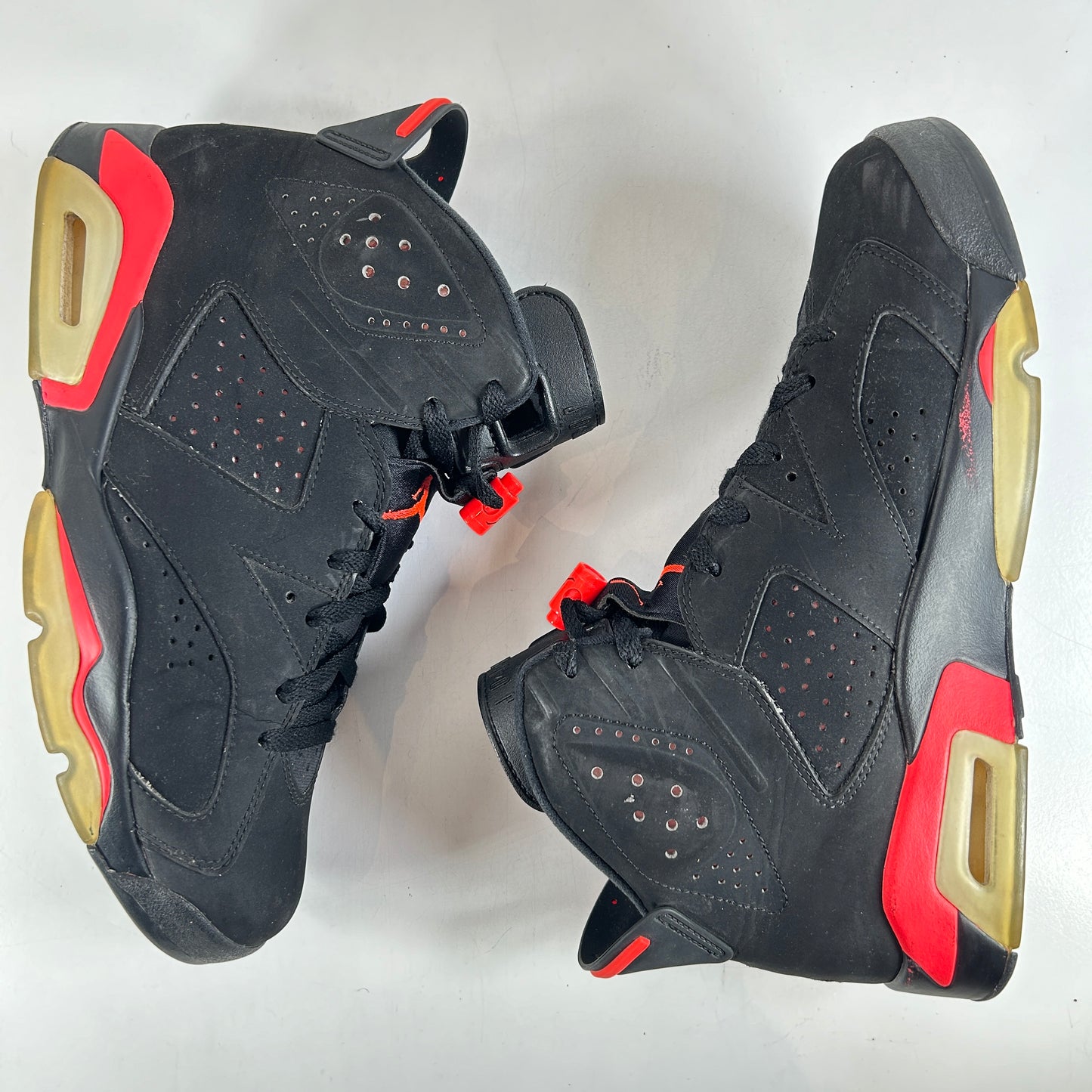 384664 023 Jordan 6 Retro Infrared Black (2014) - 9.5 M (Used2)