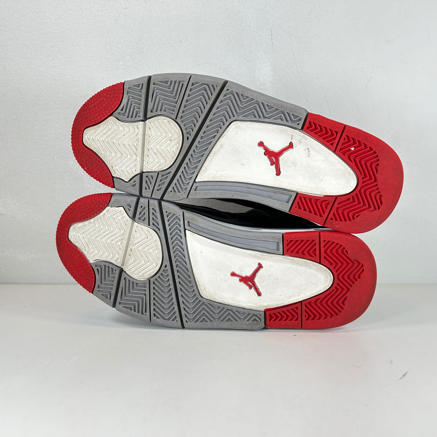 FQ8213 006 Jordan 4 Retro Bred Reimagined (GS) [USED] - 5.5 Y (Used)