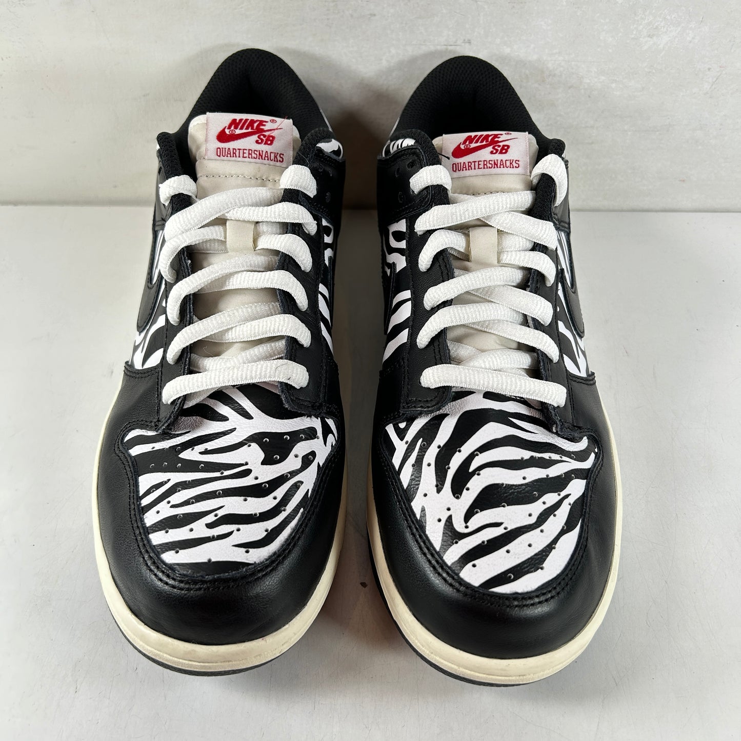 DM3510 001 SB Dunk Low Quartersnacks Zebra [USED] - 9 (Used) (Replace Box)