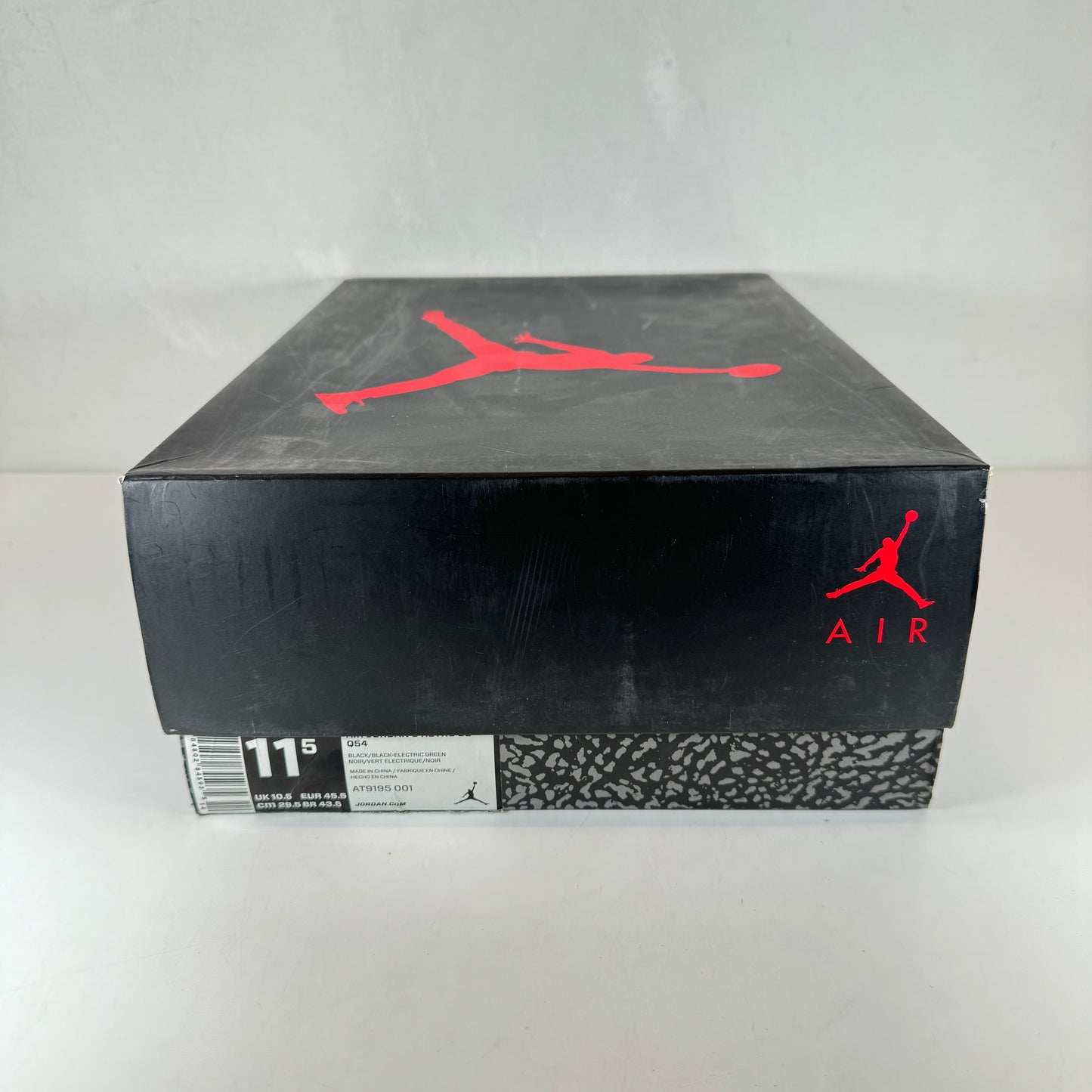 AT9195 001 Jordan 3 Retro Quai 54 (2018) [USED] - 11.5 M (Used)