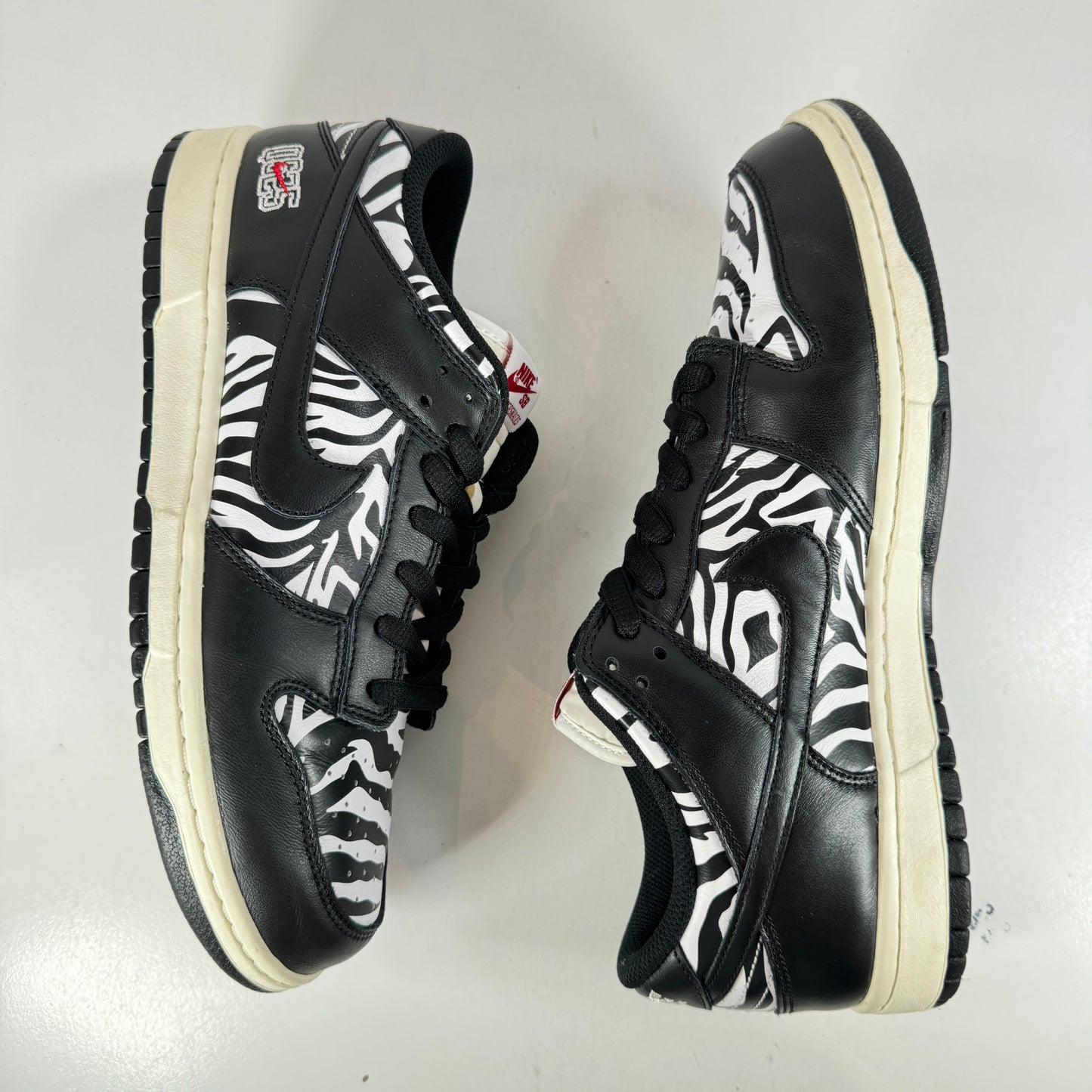 DM3510 001 SB Dunk Low Quartersnacks Zebra [USED] - 10 (Used)