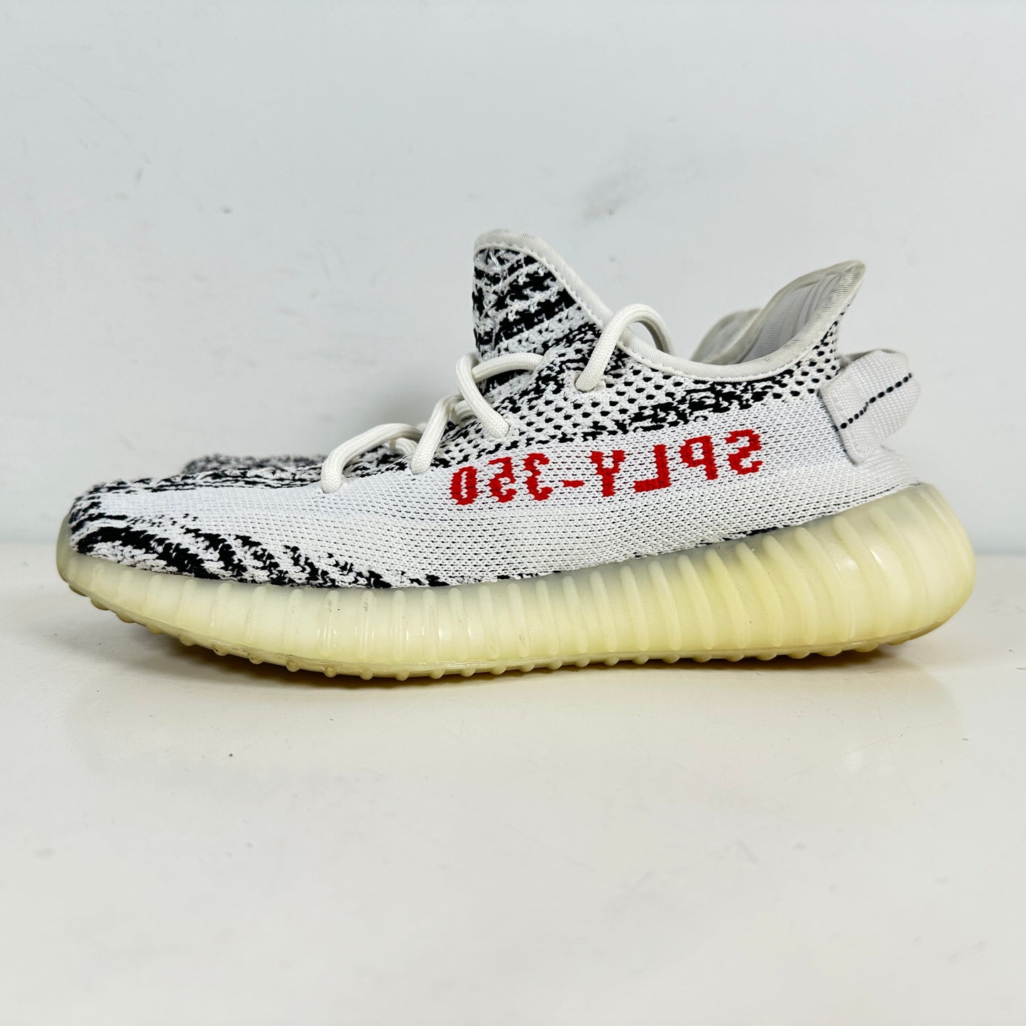 CP9654 Yeezy 350 V2 Zebra [USED] - 5 M (Used)