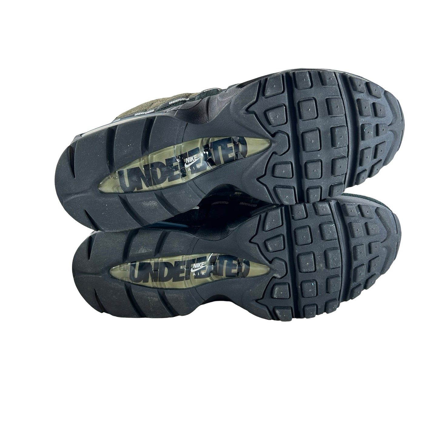 IB4523 200 Nike Air Max 95 SP Undefeated Geo La Brea Medium Olive [USED] - 11 M (Used)