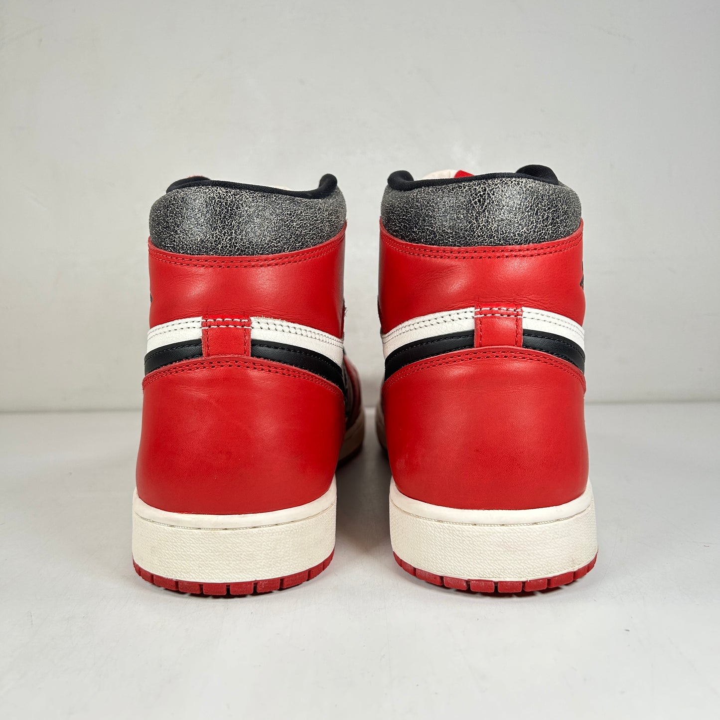 DZ5485 612 Jordan 1 Retro High OG Chicago Lost And Found [USED] - 13 M (Used)