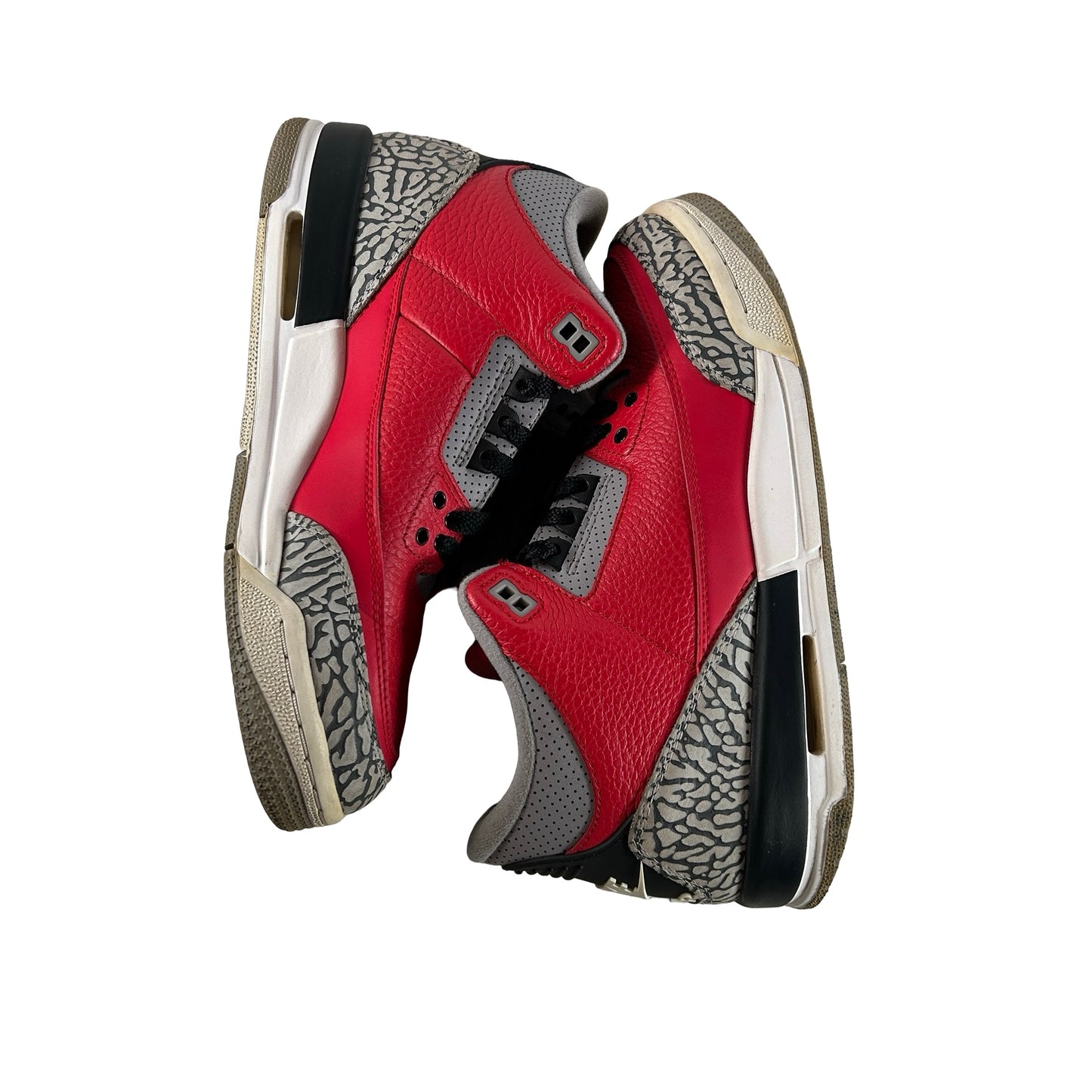 CQ0488 600 Jordan 3 Retro SE Fire Red (GS) - 7 Y (Used)