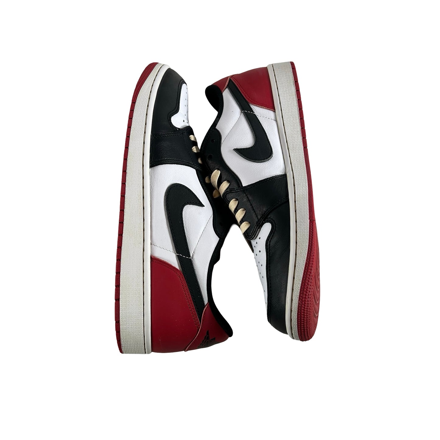 CZ0790 106  Jordan 1 Retro Low OG Black Toe (2023) [USED] - 13 M (Used3)