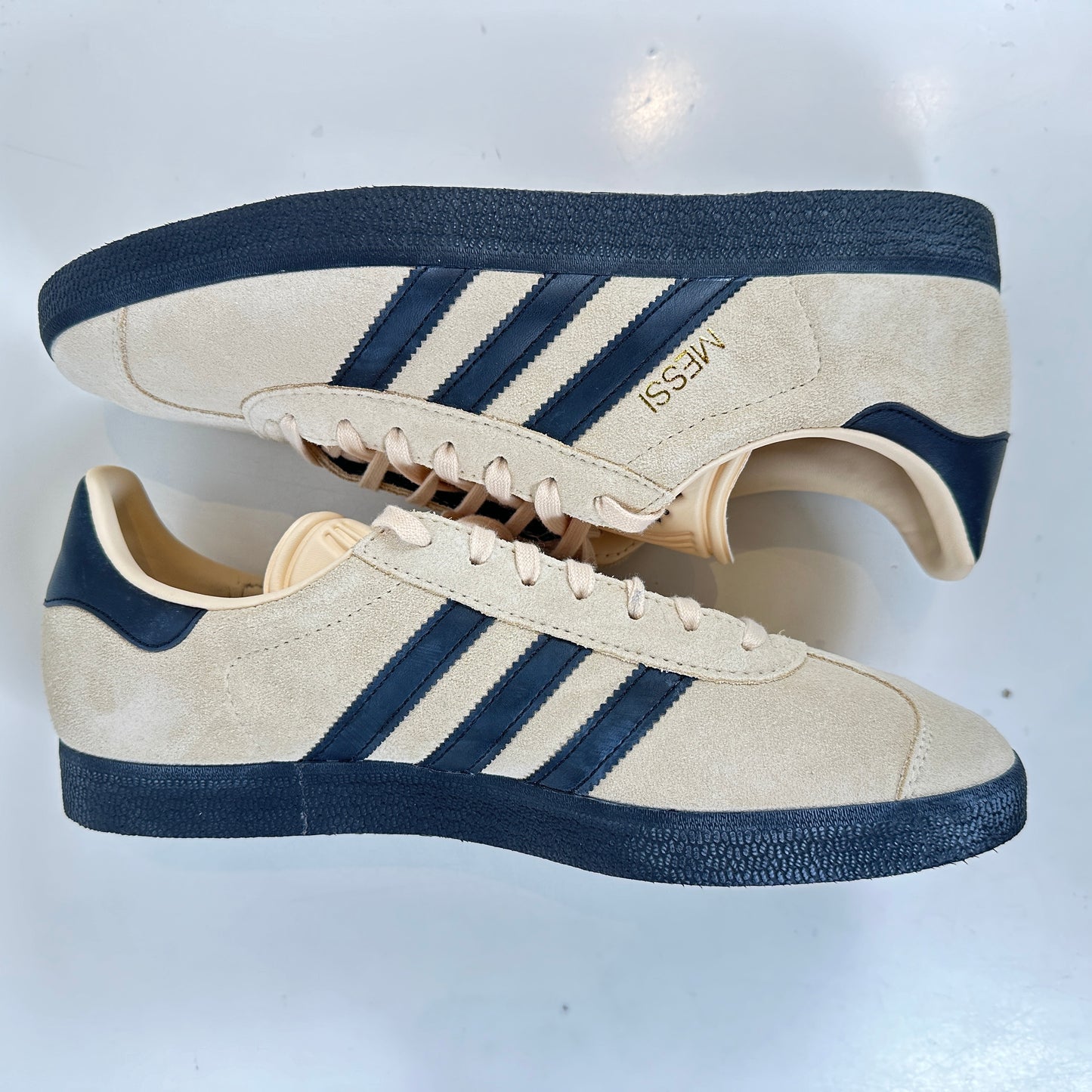 IH8156 adidas Gazelle Messi Triunfo Dorado [USED] - 9.5 M (Used)