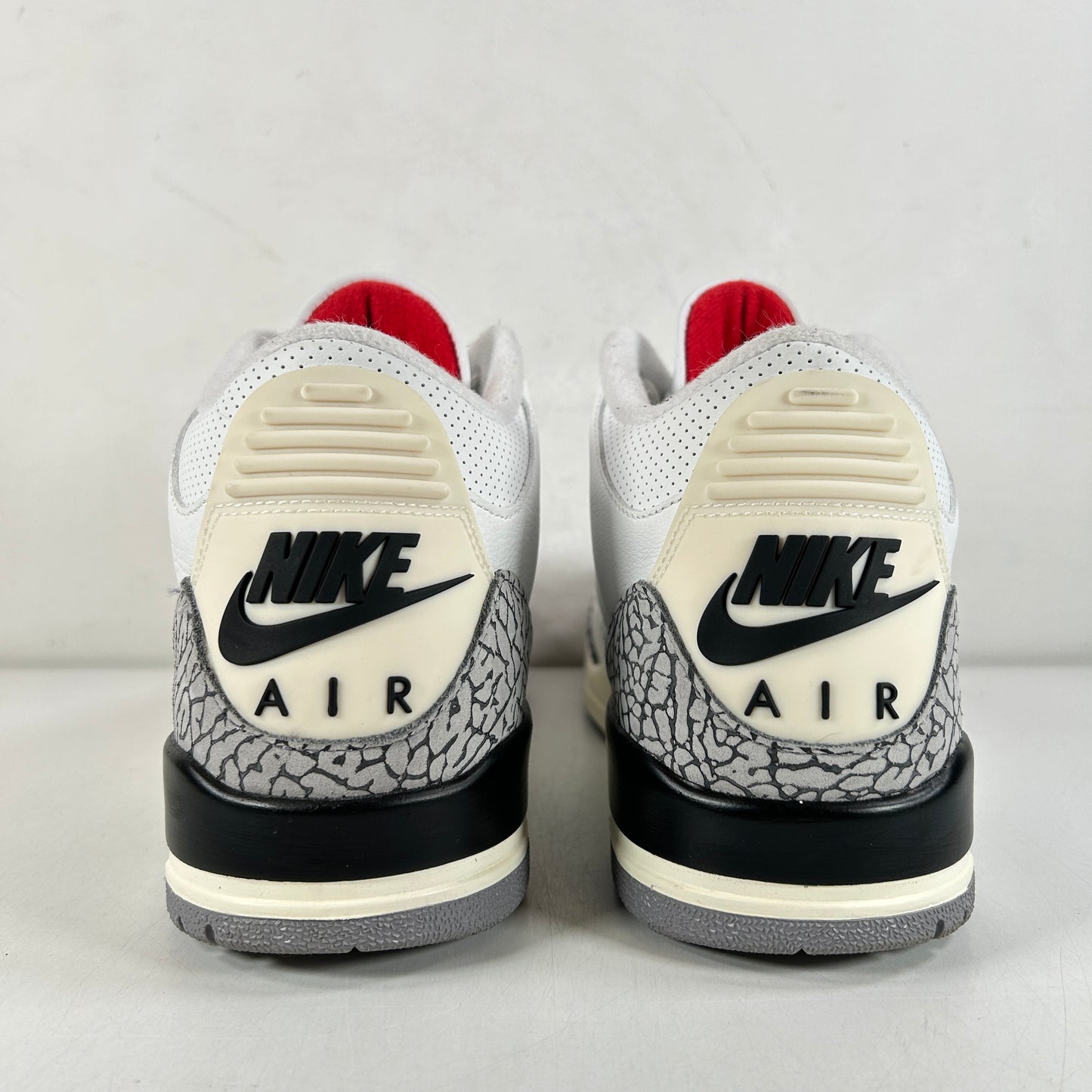 DN3707 100 Jordan 3 Retro White Cement Reimagined [USED] - 11.5 M (Used4)