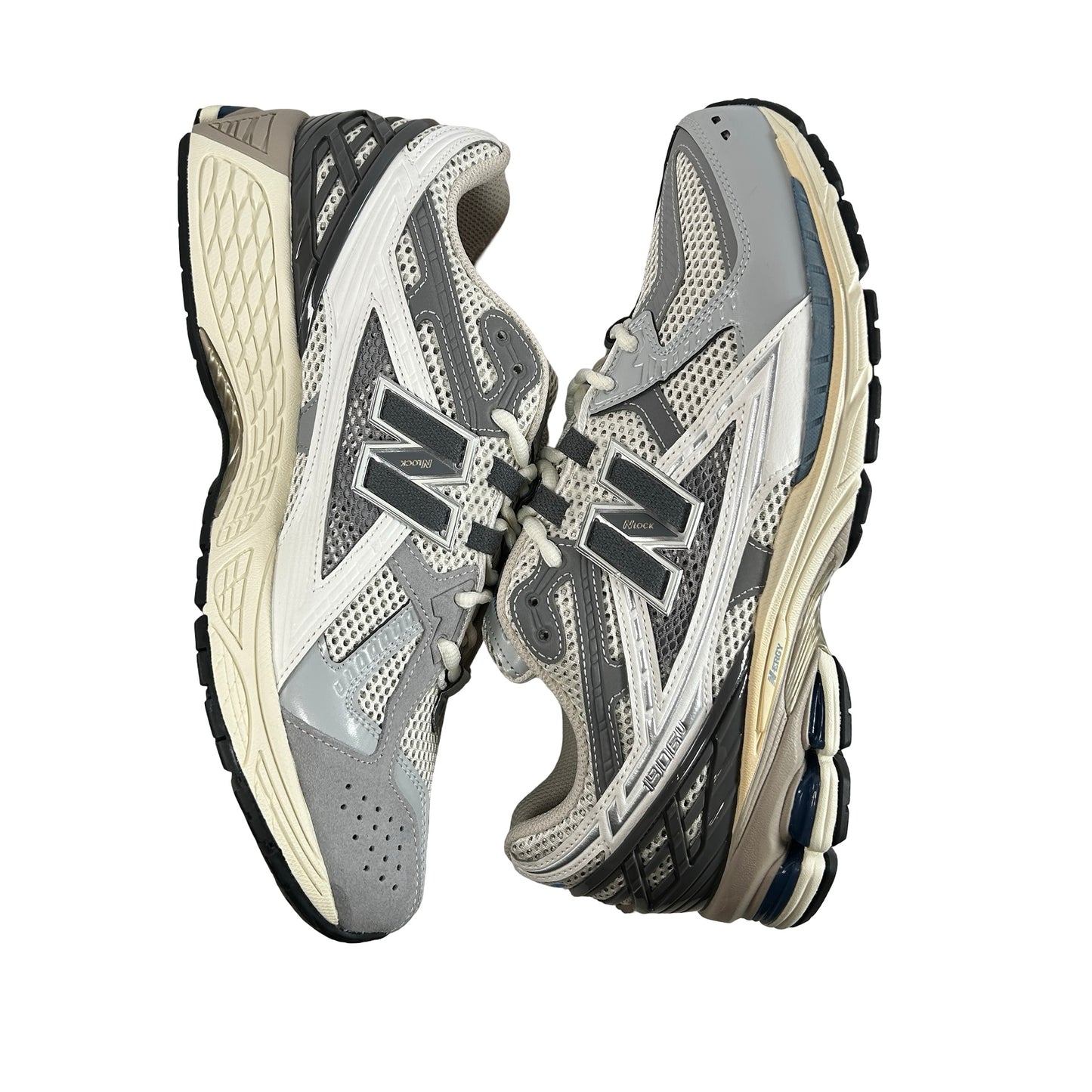 U1906NA New Balance 1906U Raincloud Magnet [USED] - 11 M (VNDS)