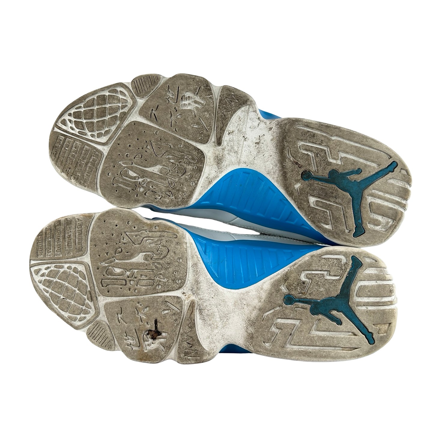 FQ8992 101 Jordan 9 Retro Powder Blue (2024) [USED] - 10.5 M (Used7)