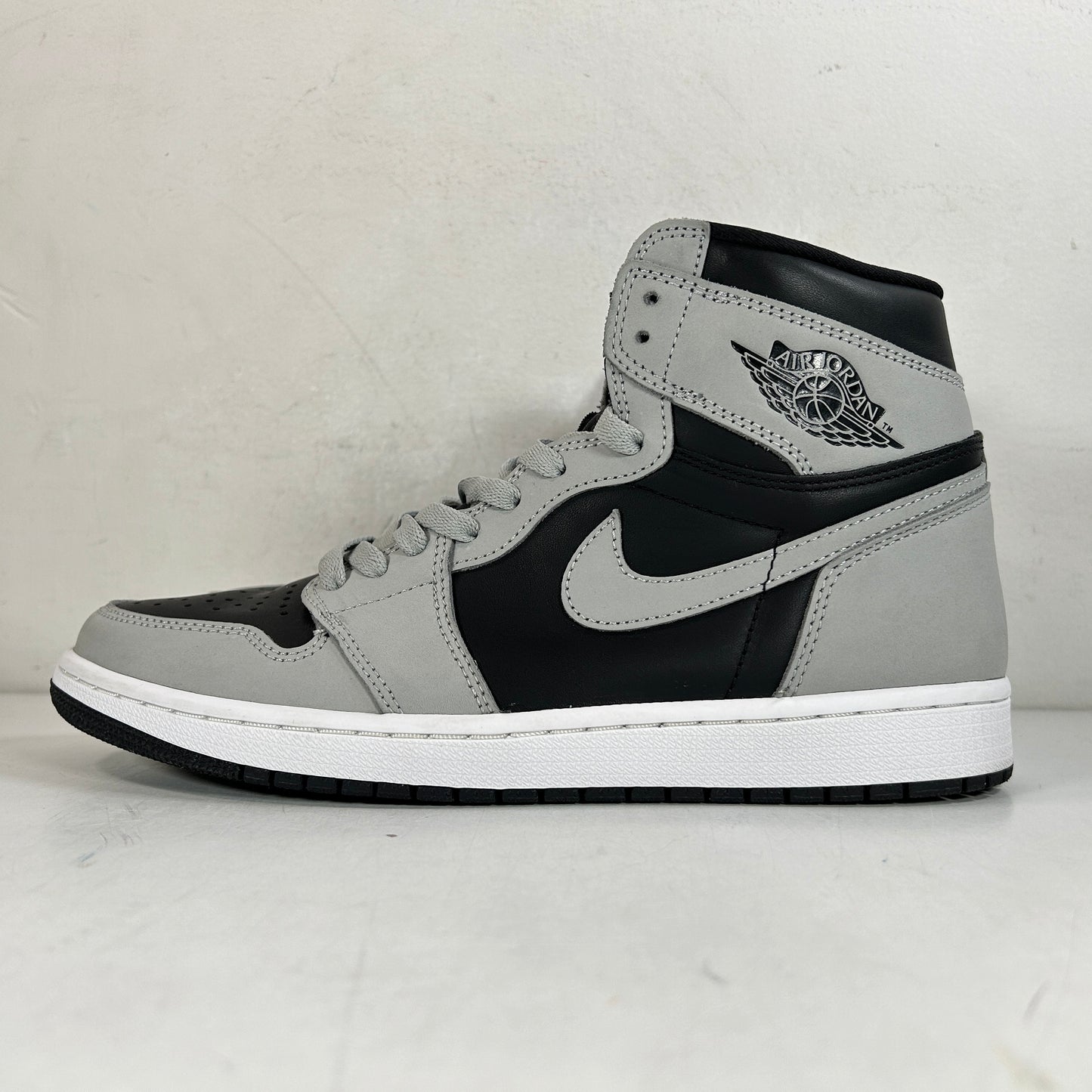 555088 035 Jordan 1 Retro High Shadow 2.0 [USED] - 9.5 M (Used)
