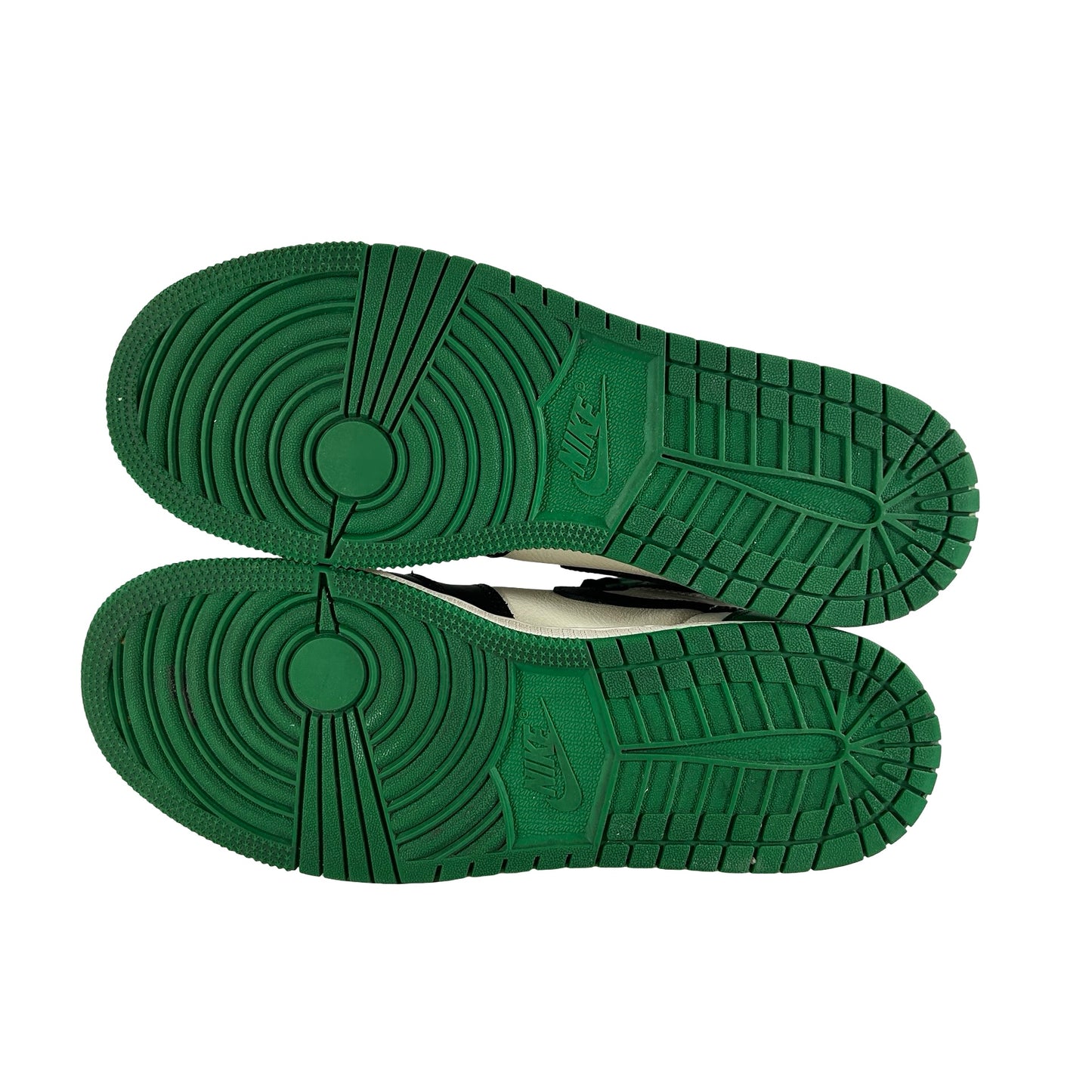 575441 302  Jordan 1 Retro High Pine Green (GS) [USED] - 6 Y (Used)