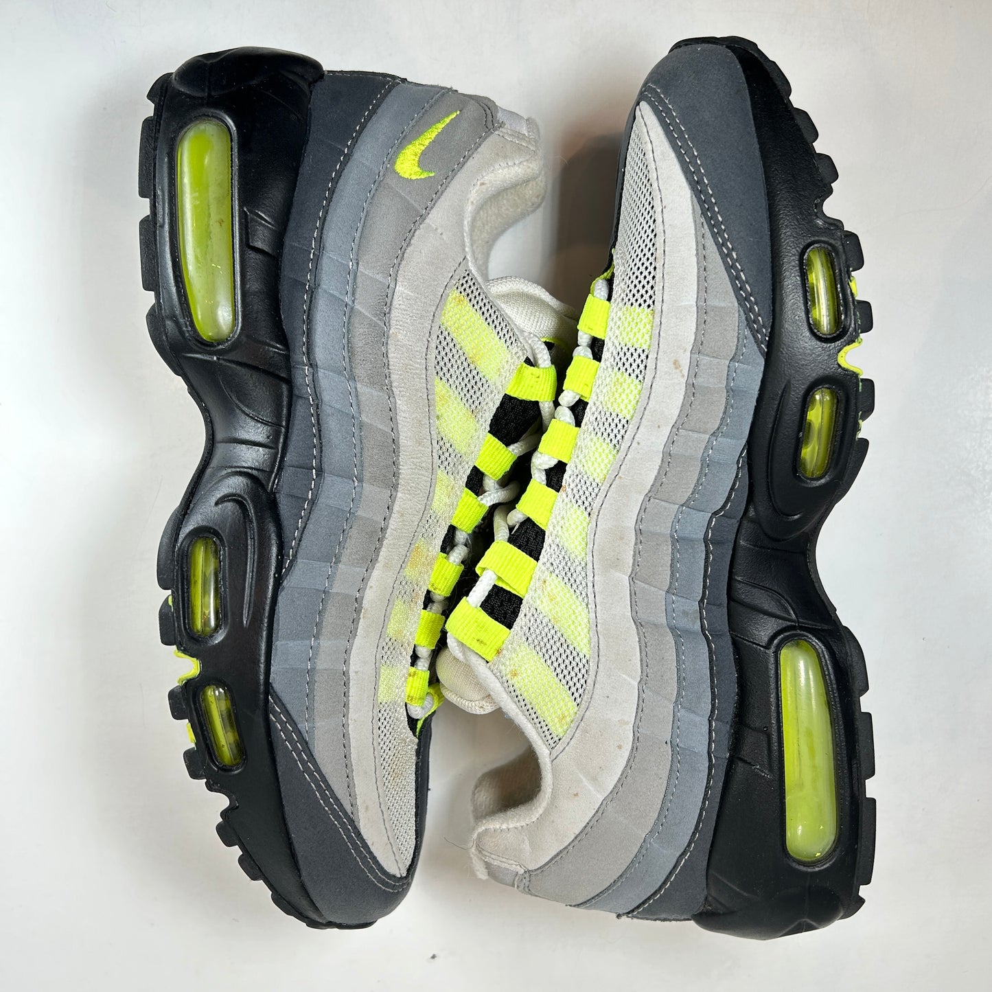 307960 002 Nike Air Max 95 OG Neon (2015) (Women's) [USED] - 8 W (Used) (Replace Box)