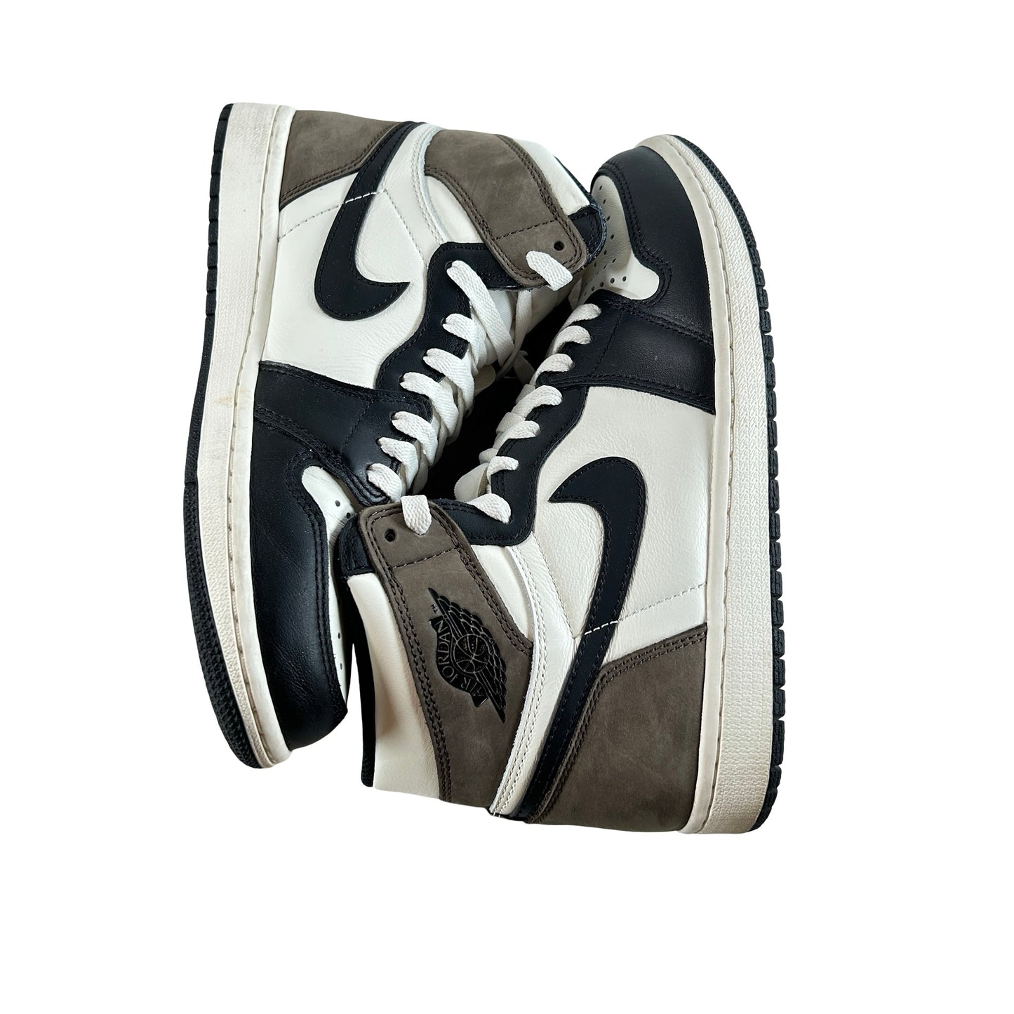 555088 105 Jordan 1 Mocha [USED] - 8 M (Used3)