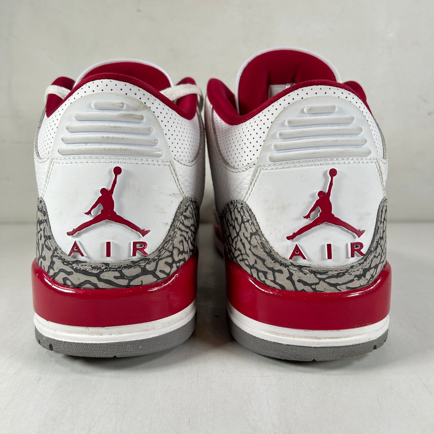 CT8532 126 Jordan 3 Retro Cardenal Rojo