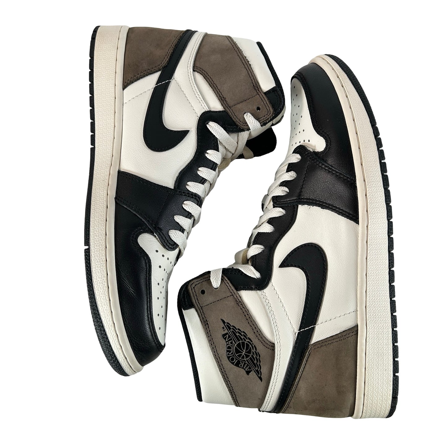 555088 105 Jordan 1 Mocha [USED] - 11 M (Used5)