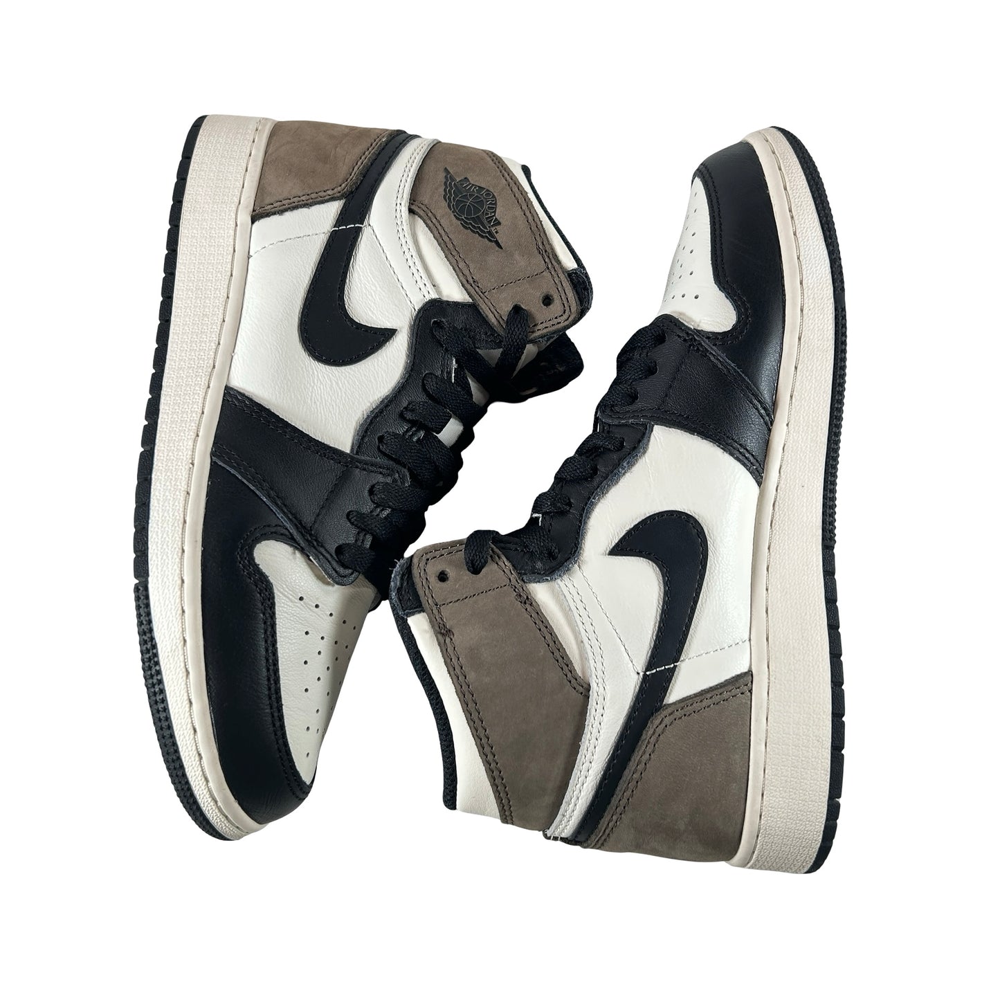 575441 105 Jordan 1 Mocha (GS) [USED] - 6 Y (Used3)