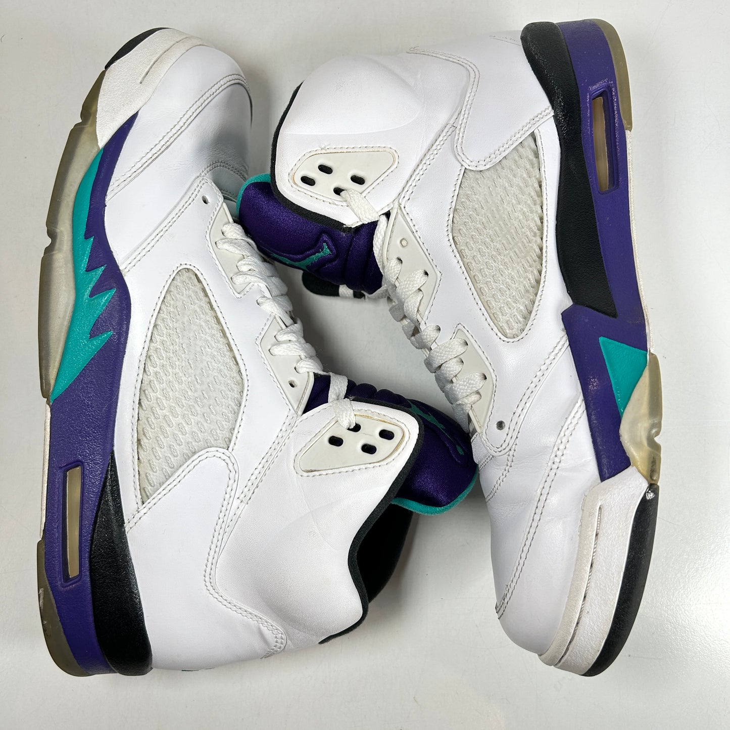 136027 108 Jordan 5 Retro Grape (2013) [USED] - 12 M (Used)