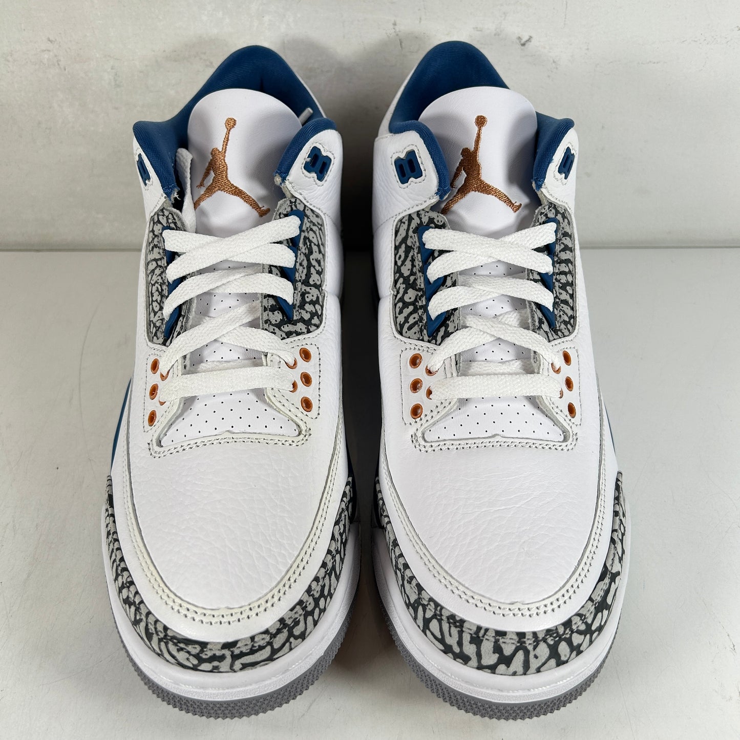 CT8532 148 Jordan 3 Retro Magos