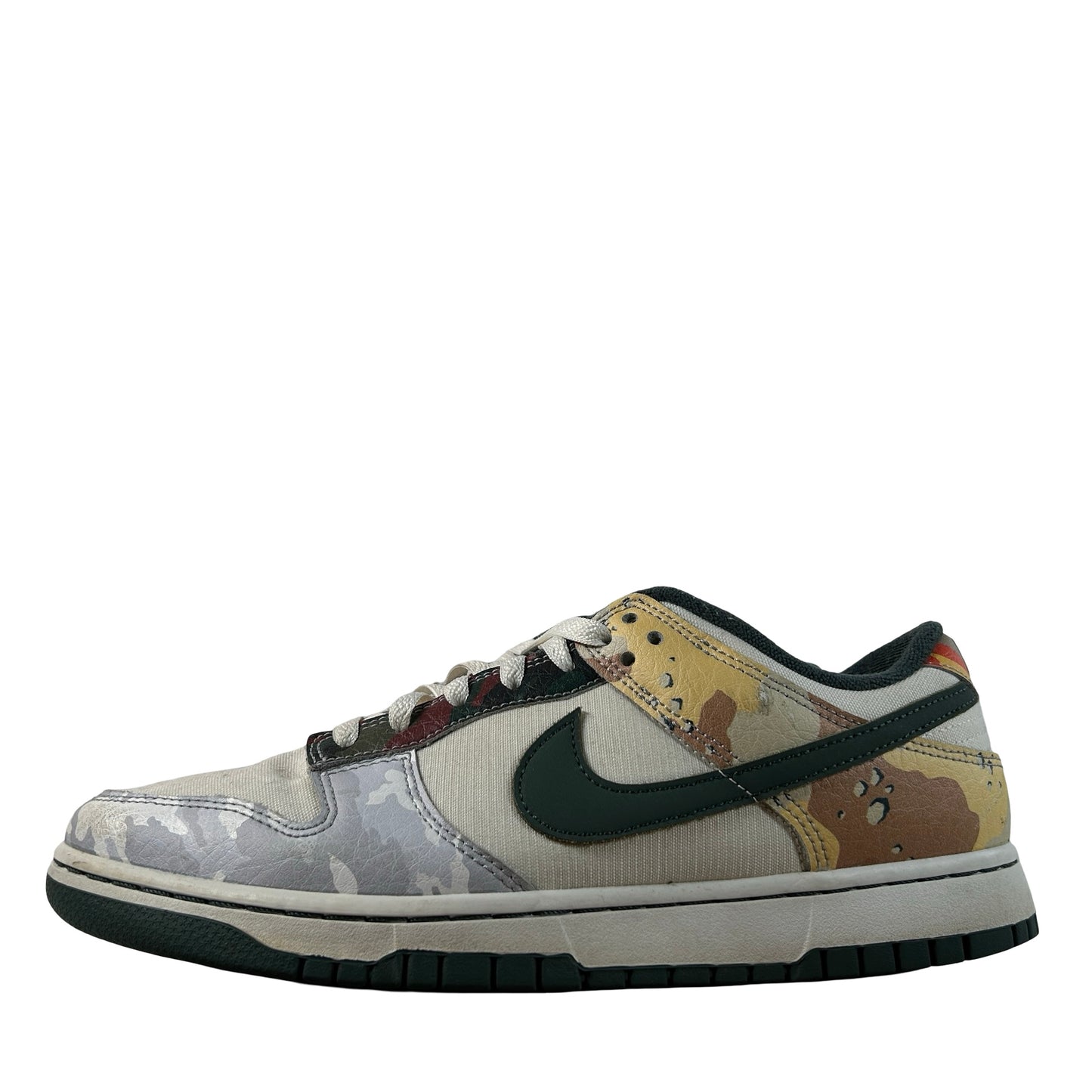 DH0957 100 Nike Dunk Low SE Sail Multi-Camo [USED] - 10.5 M (Used)