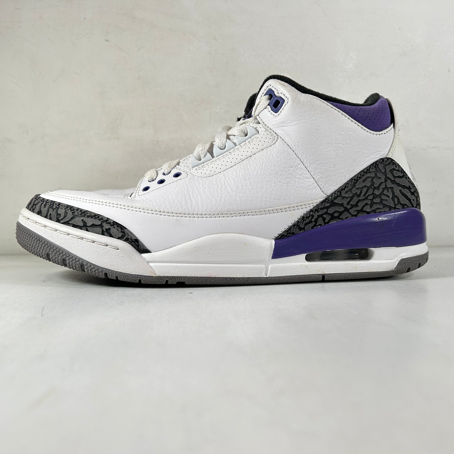 CT8532 105 Jordan 3 Retro Dark Iris [USED] - 10 M (Used) (Replace Box)