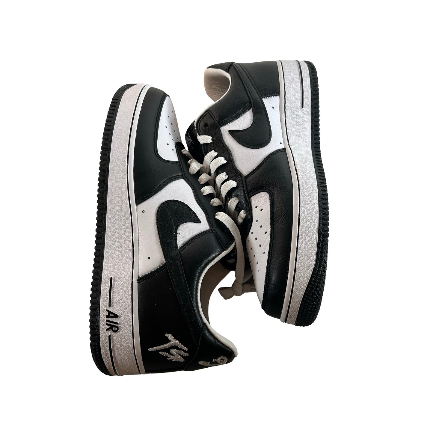 FJ5756 100 Nike Air Force 1 Low QS Terror Squad Blackout [USED] - 9 M (Used4)