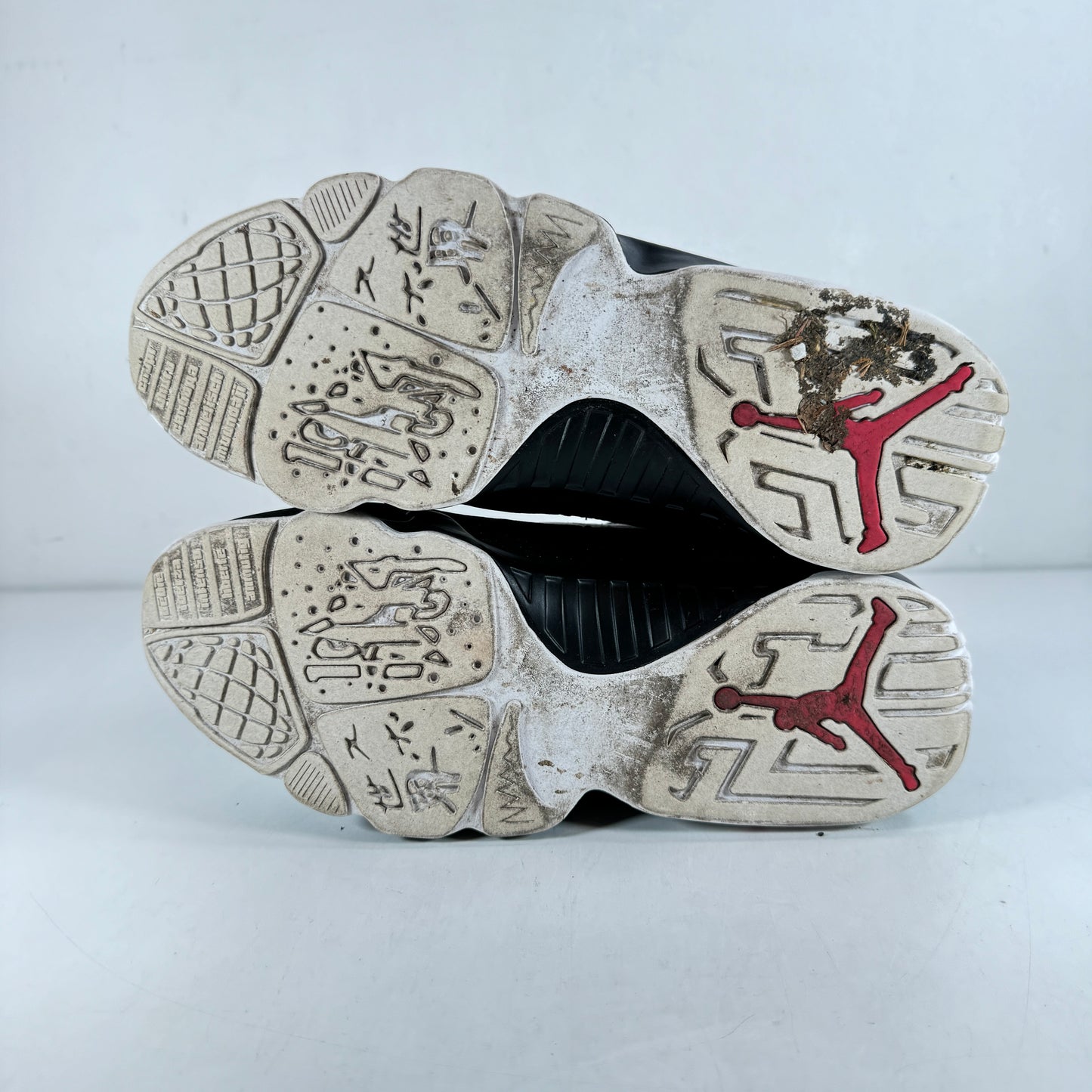 302370 112 Jordan 9 OG [USED] - 9.5 M (Used)