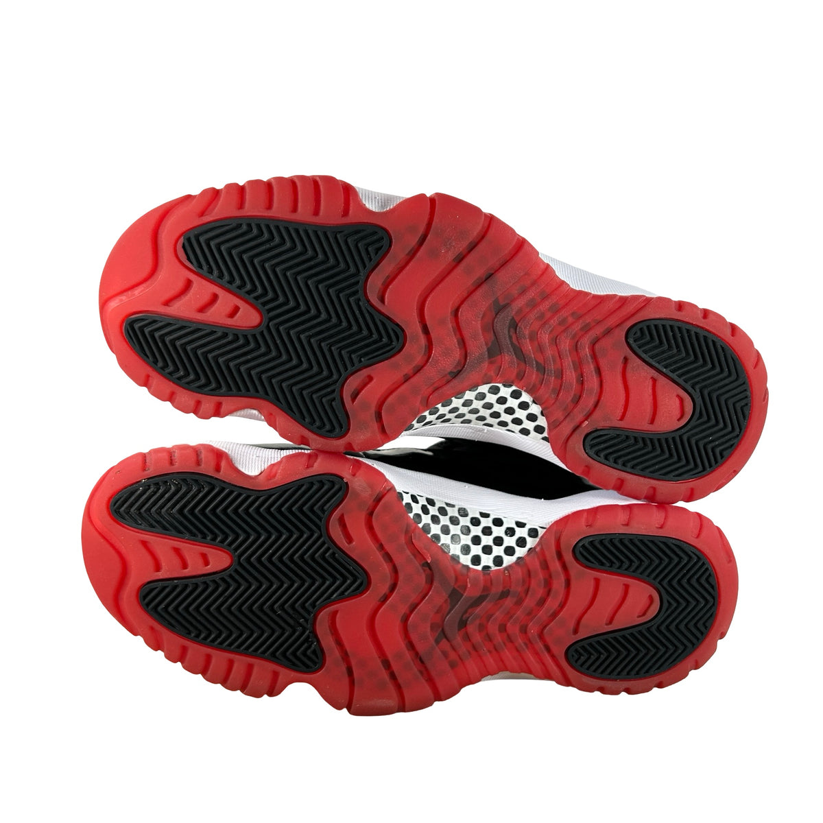 378037 061 Jordan 11 Bred (2019) [USED] - 8 M (Used4)