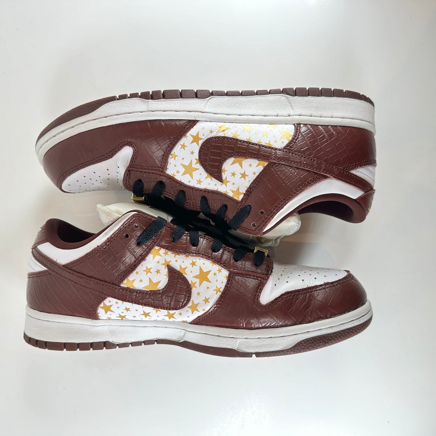 DH3228 103 Supreme Dunk SB Low Brown [USED] - 9 M (Used)