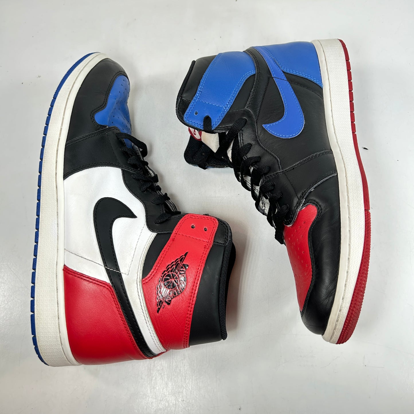 555088 026 Jordan 1 Retro Top 3 [USED] - 13 M (Used) (No Box)