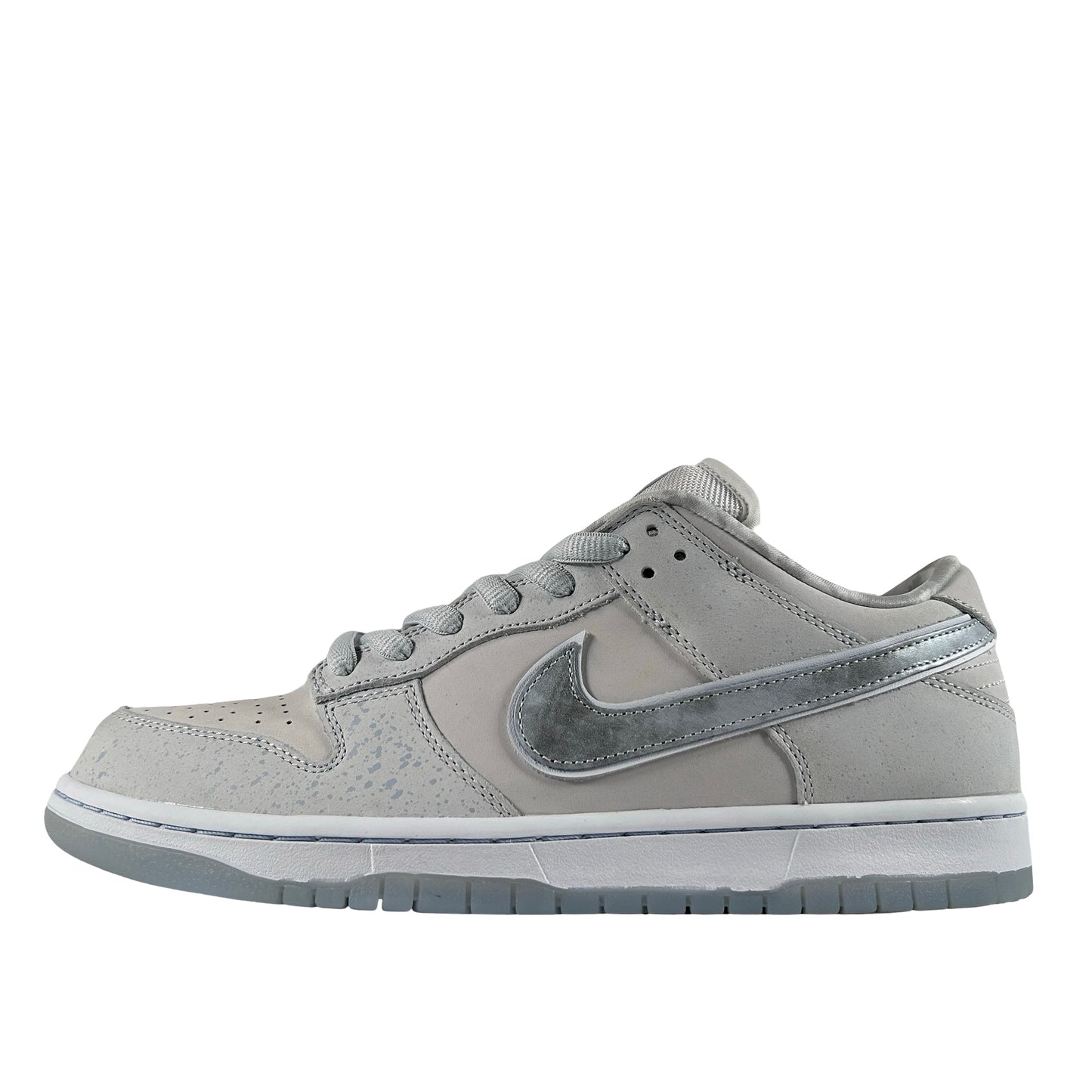 FD8776 100 Nike SB Dunk Low White Lobster (Friends and Family)