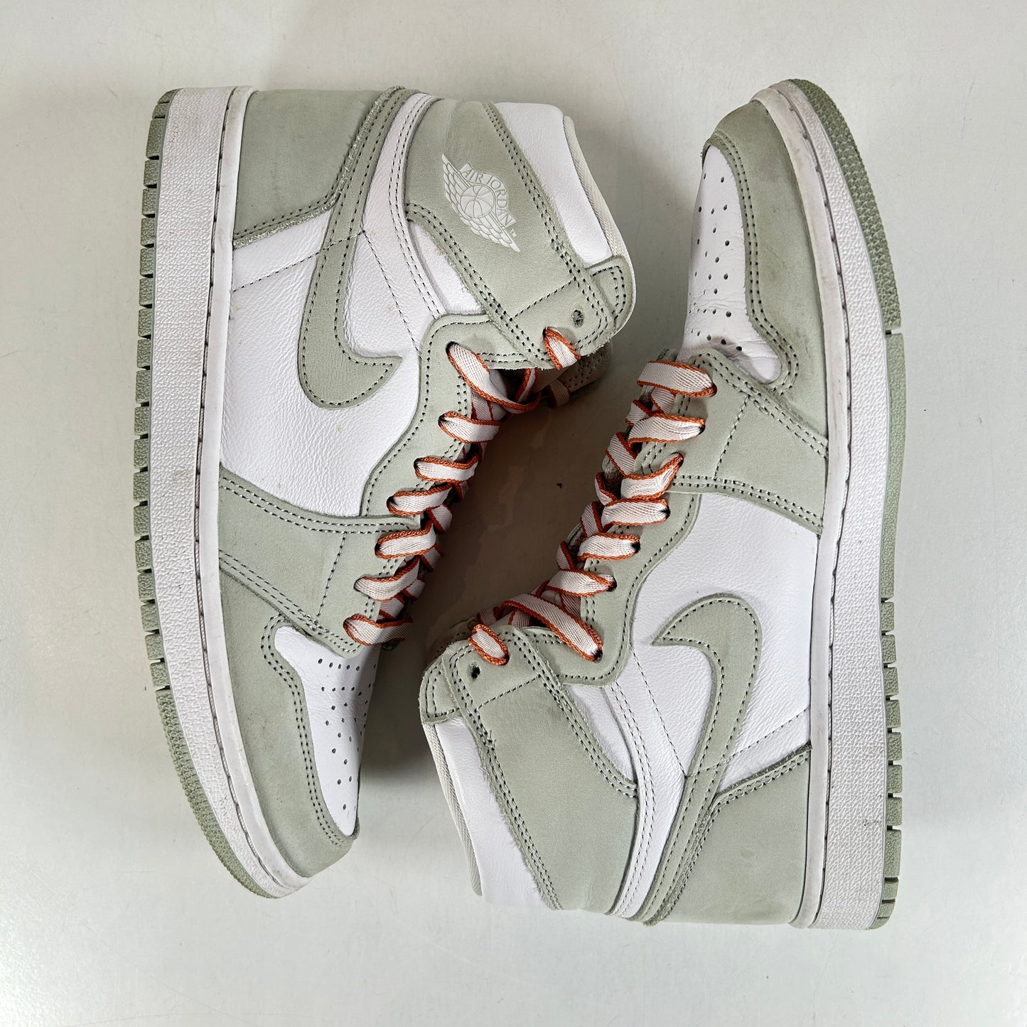 CD0461 002 Jordan 1 High OG Seafoam [USED] - 8 W (Used)