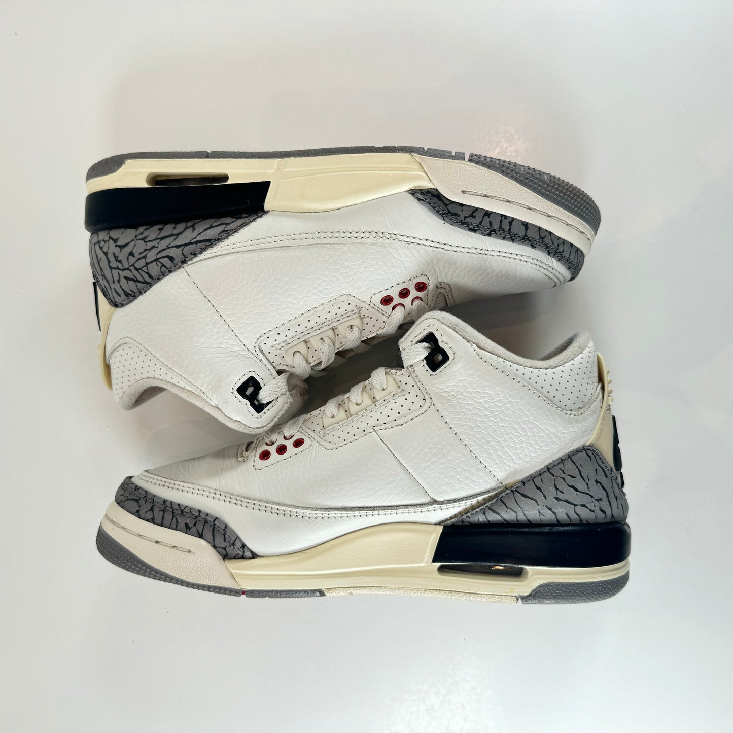 DM0967 100 Jordan 3 Retro White Cement Reimagined (GS) [USED] - 5 Y (Used)