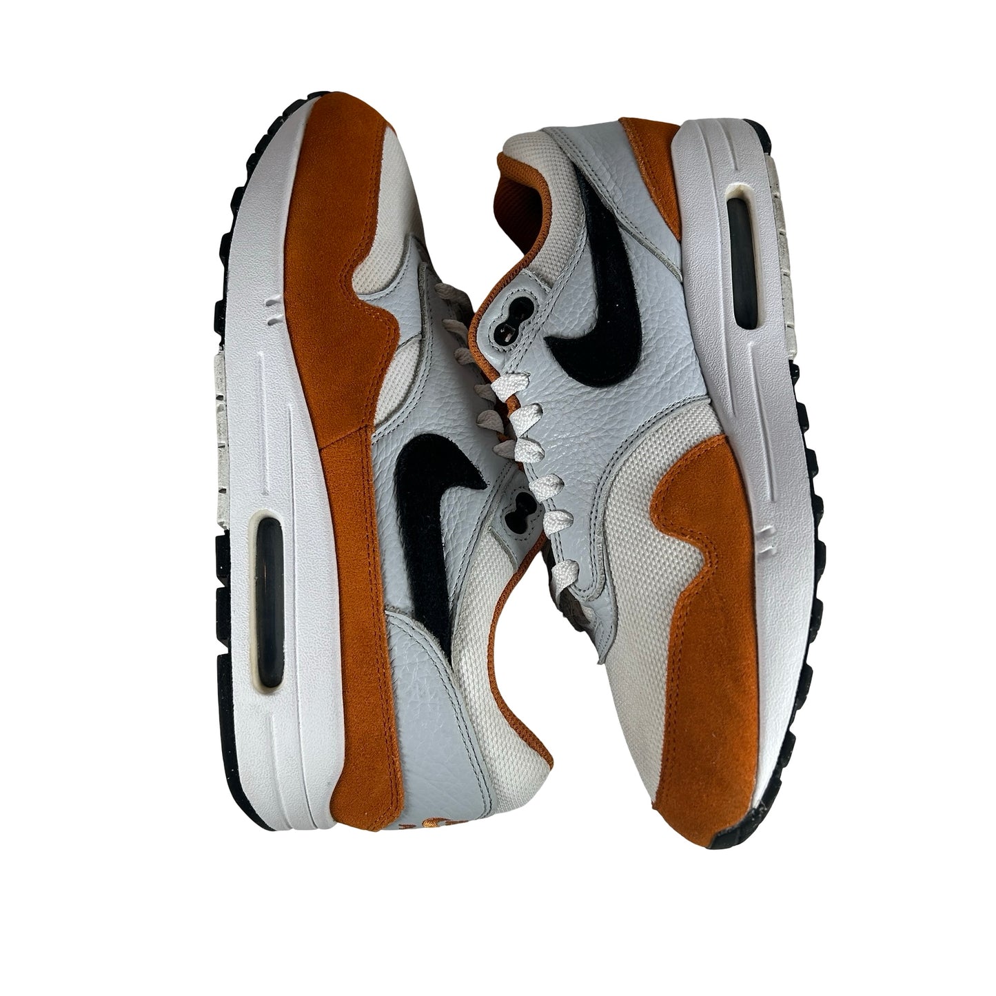 FN6952 101 Nike Air Max 1 Monarch [USED] - 9.5 M (Used)