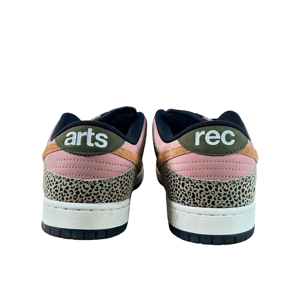 IH3211 200 Nike SB Dunk Low Arts-Rec [USED] - 11 M (Used2)