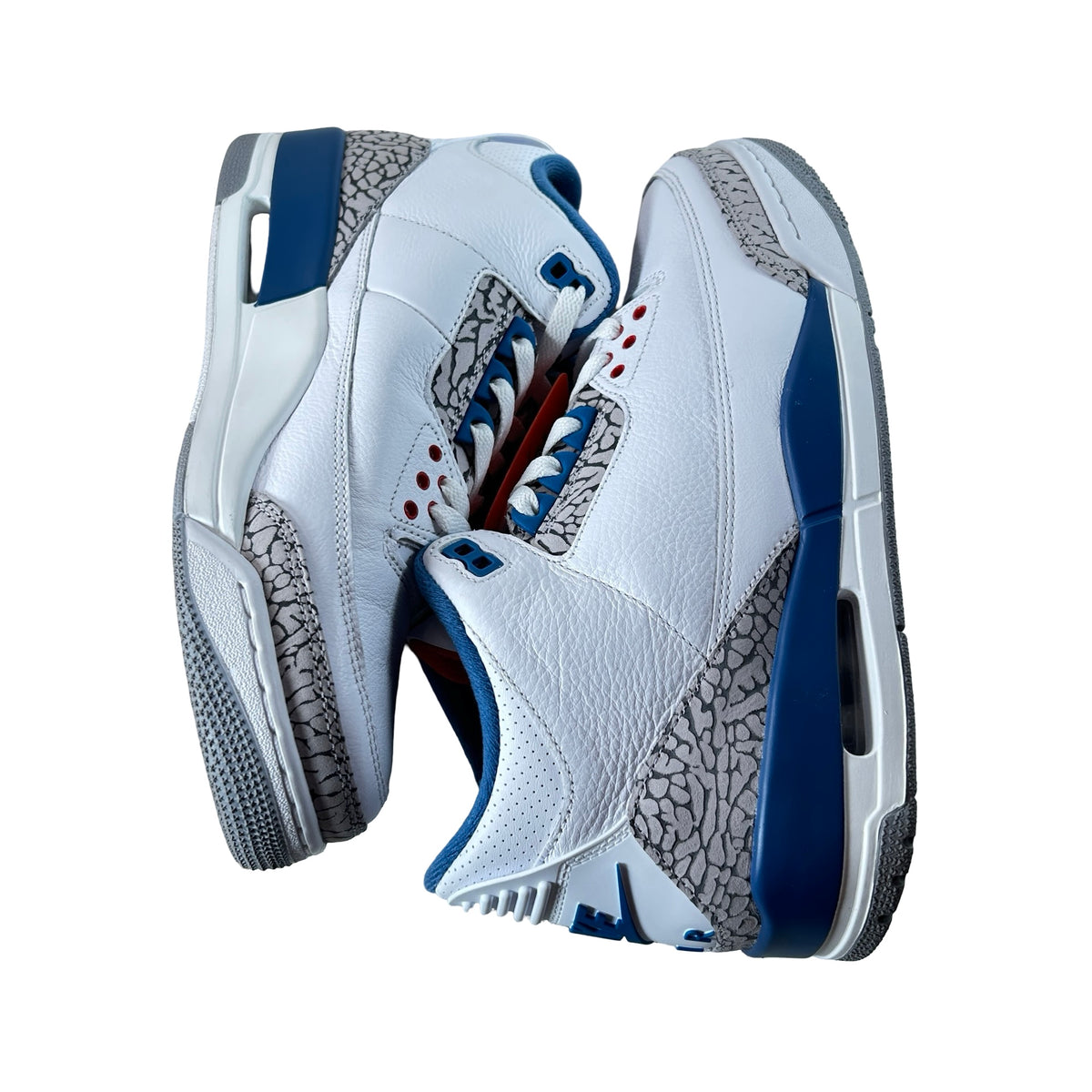 IF4396 104 Air Jordan 3 Retro True Blue (2026) [USED] - 9 M (Used)